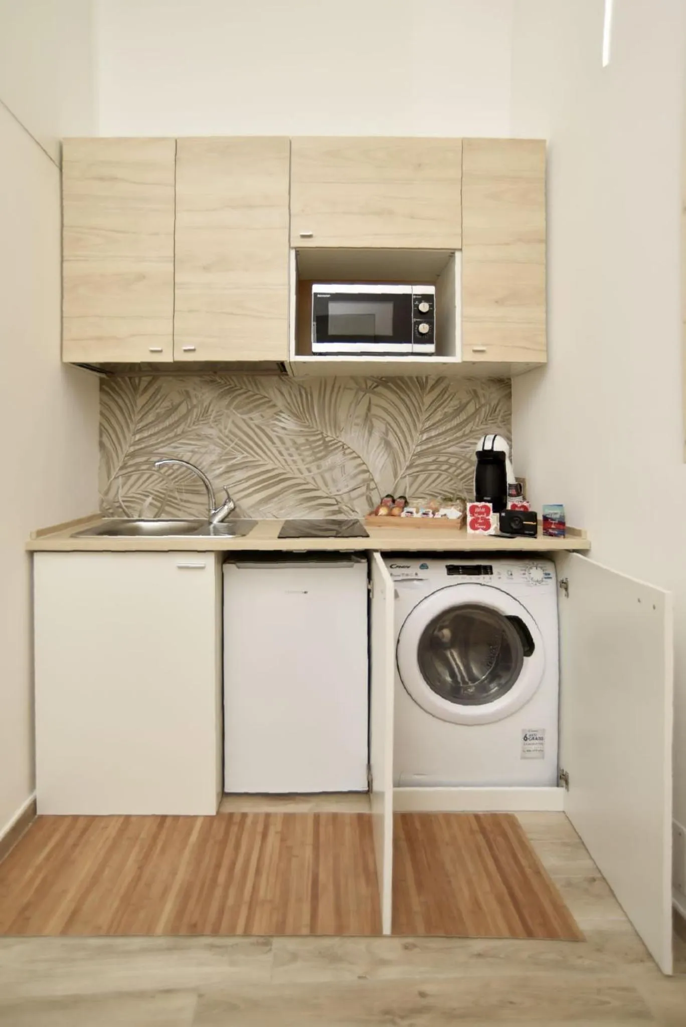 washing machine in B&b Napoli da vivere