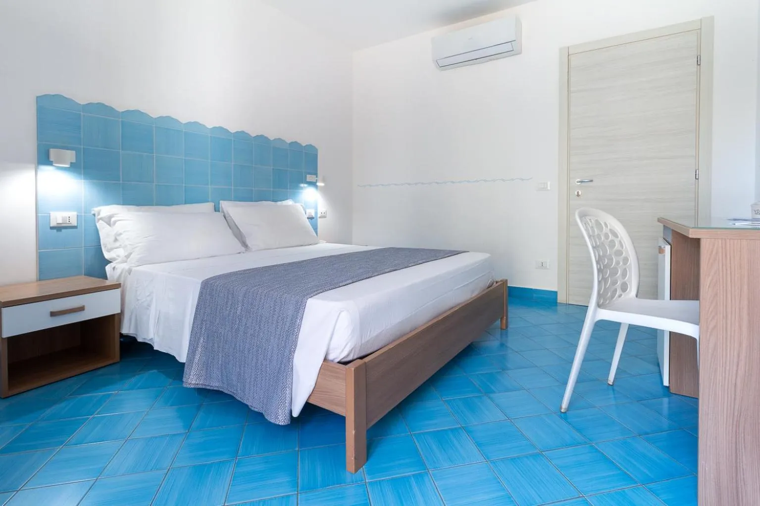 Bed in B&B Sperlonga