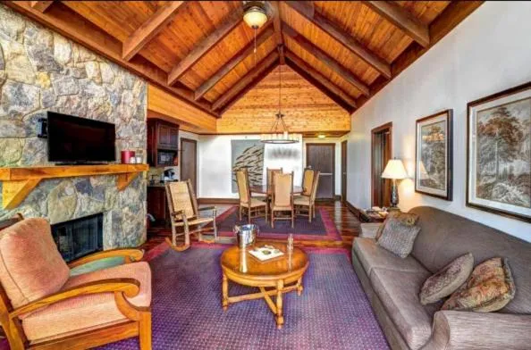 Lanier Islands Legacy Lodge