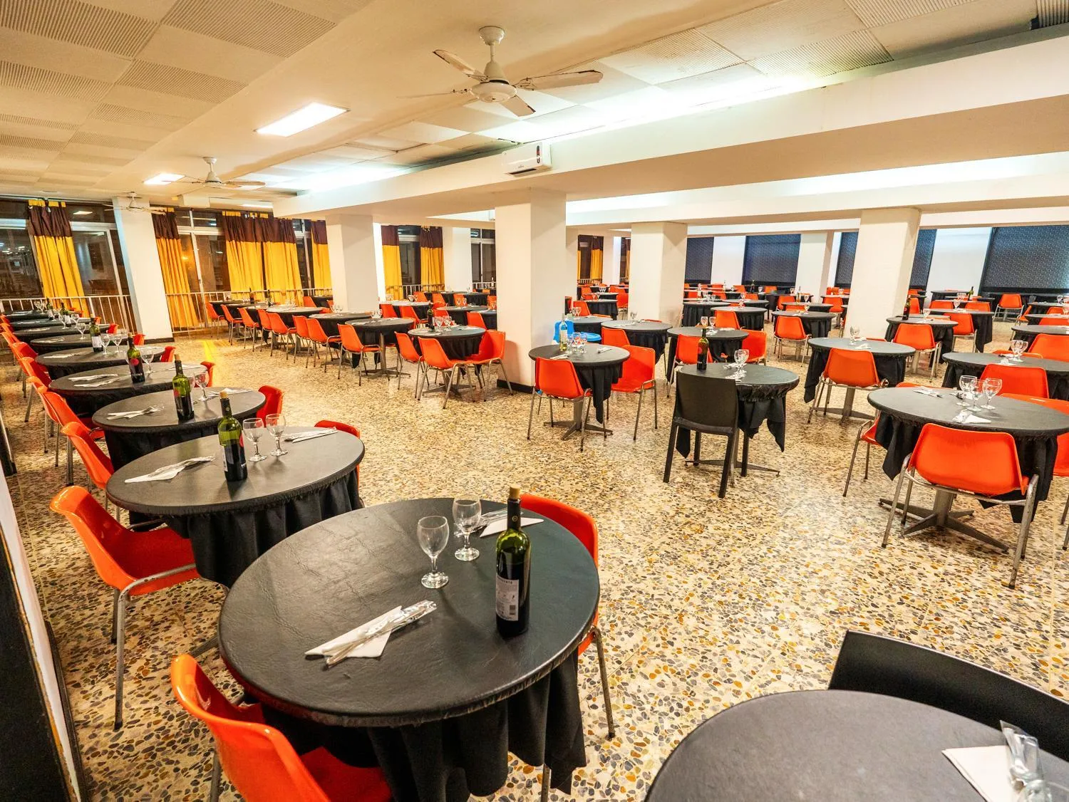 Restaurant/places to eat in Luz y Fuerza - All Inclusive