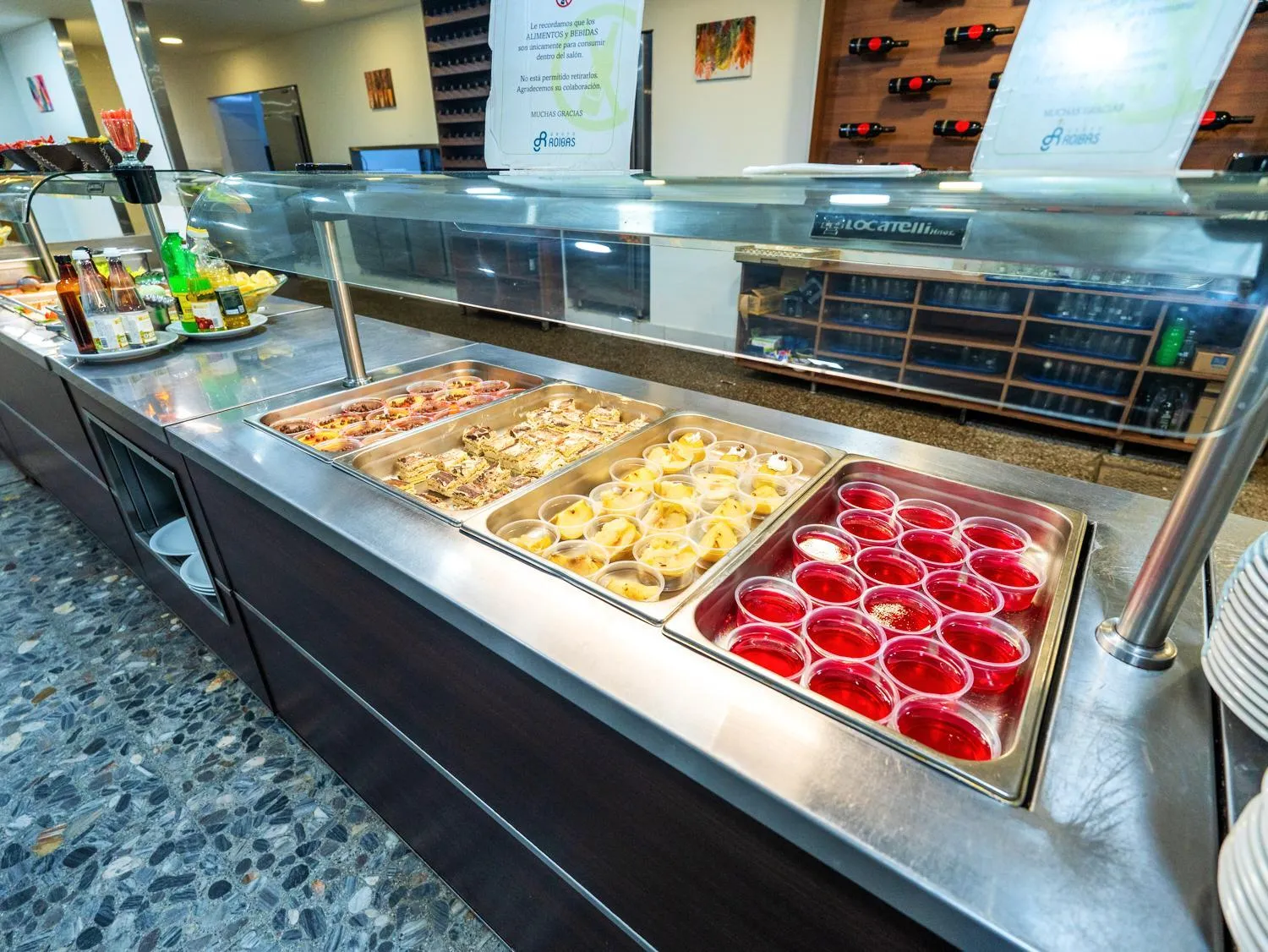 Food and drinks in Luz y Fuerza - All Inclusive