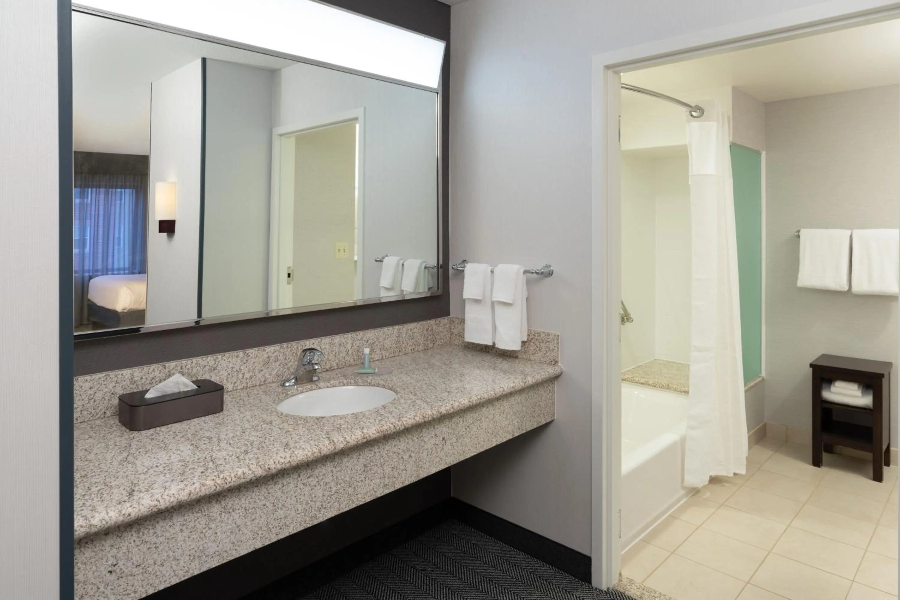Bathroom in Courtyard by Marriott Glassboro Rowan University