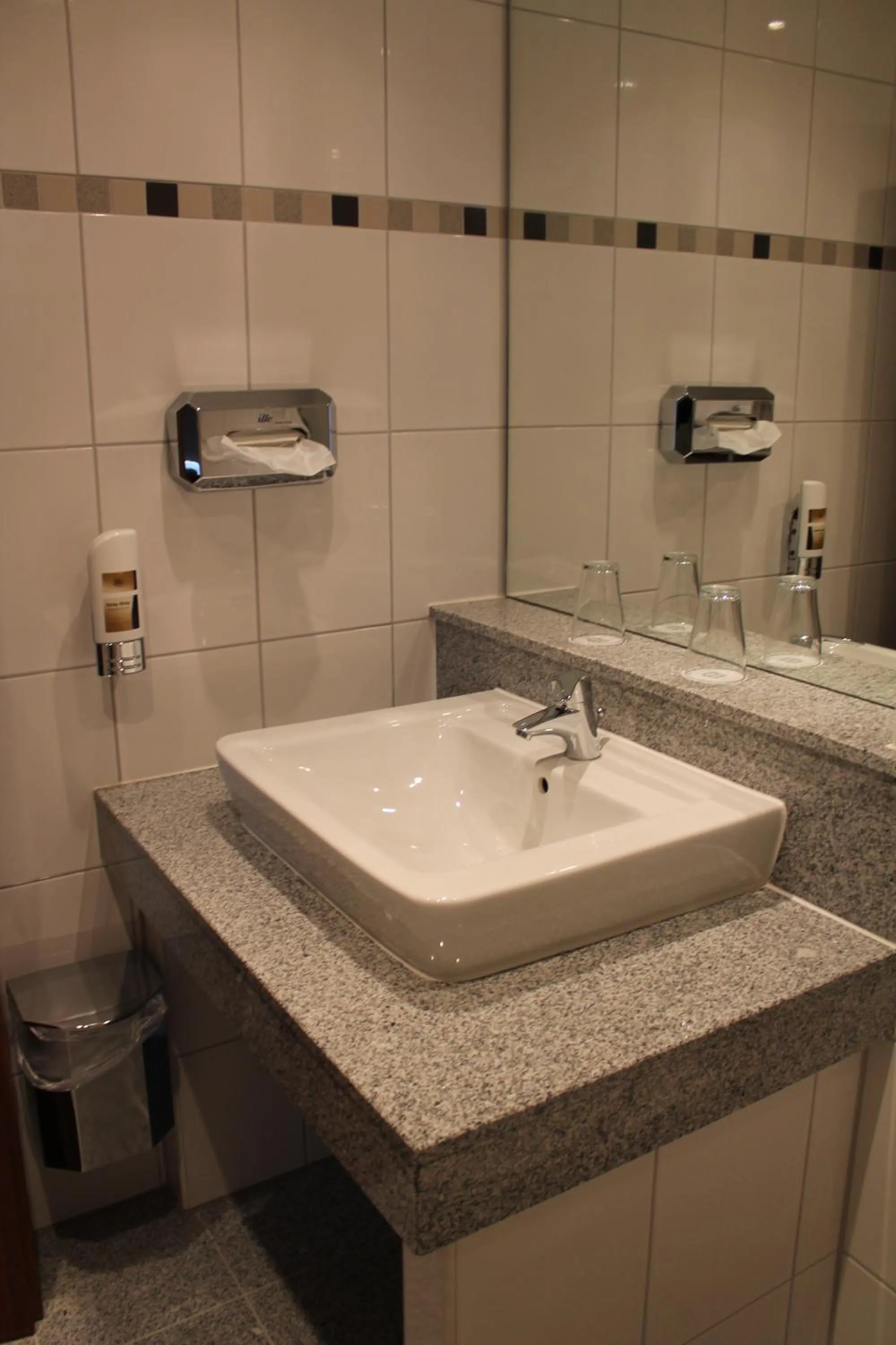 Bathroom in City Hotel Essen