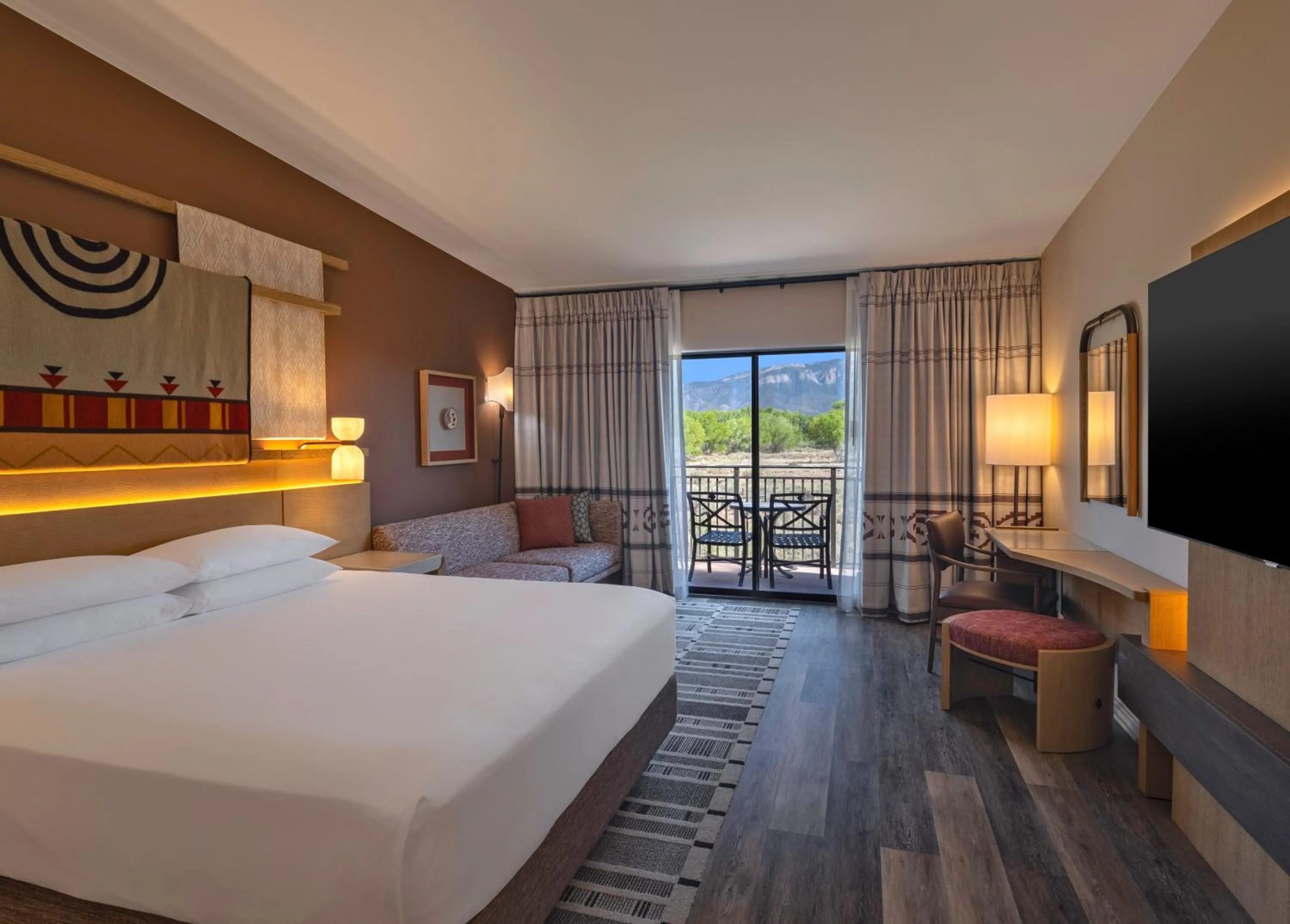 Bed in Hyatt Regency Tamaya South Santa Fe