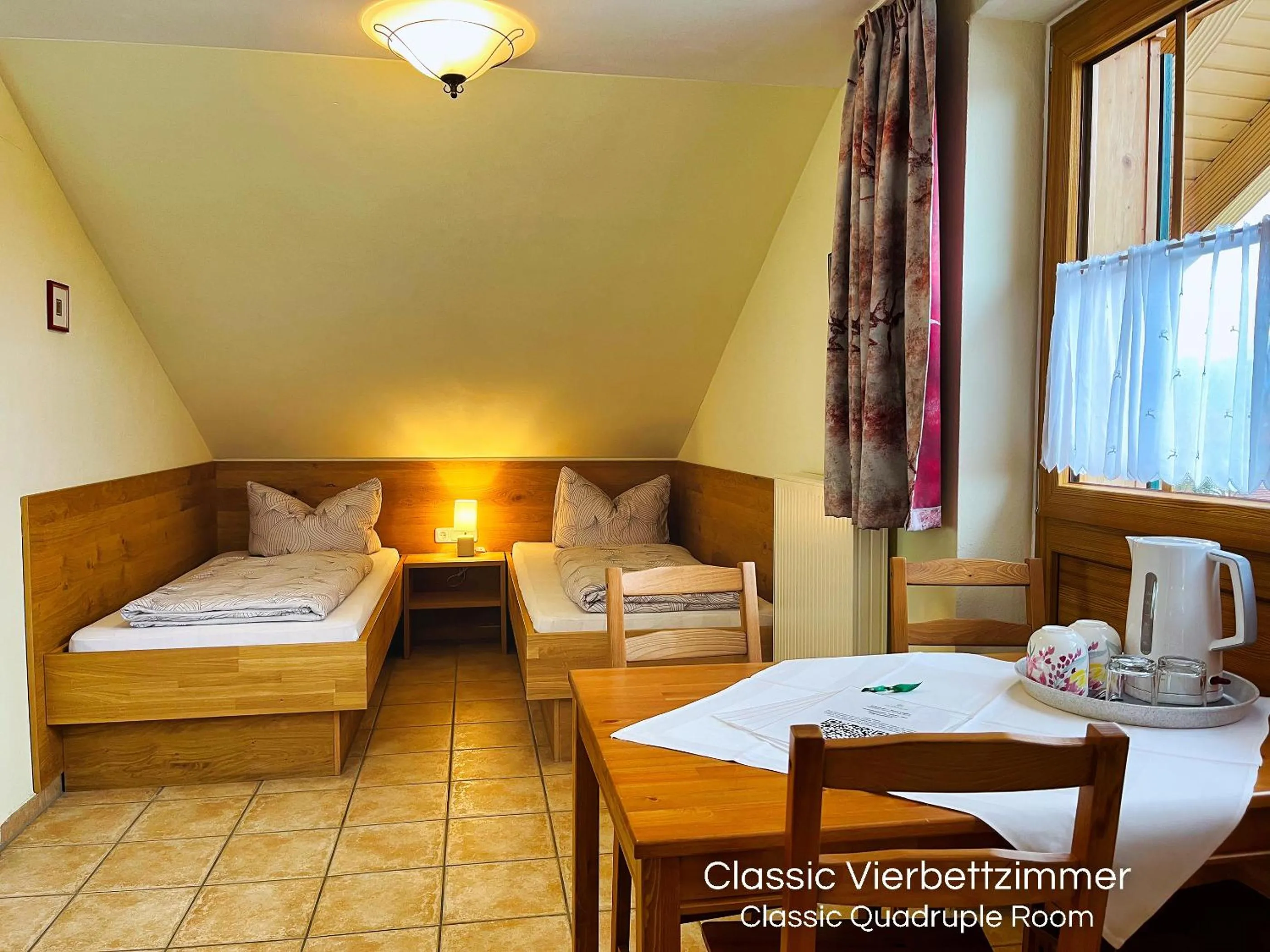 Photo of the whole room, Bed in Landhotel Guglhupf