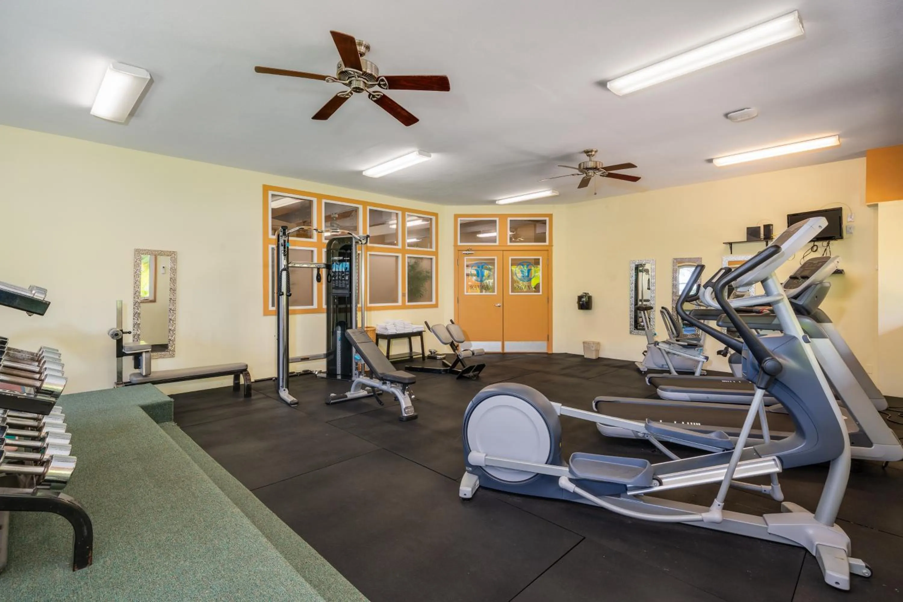 Fitness centre/facilities in Kahana Falls Resort