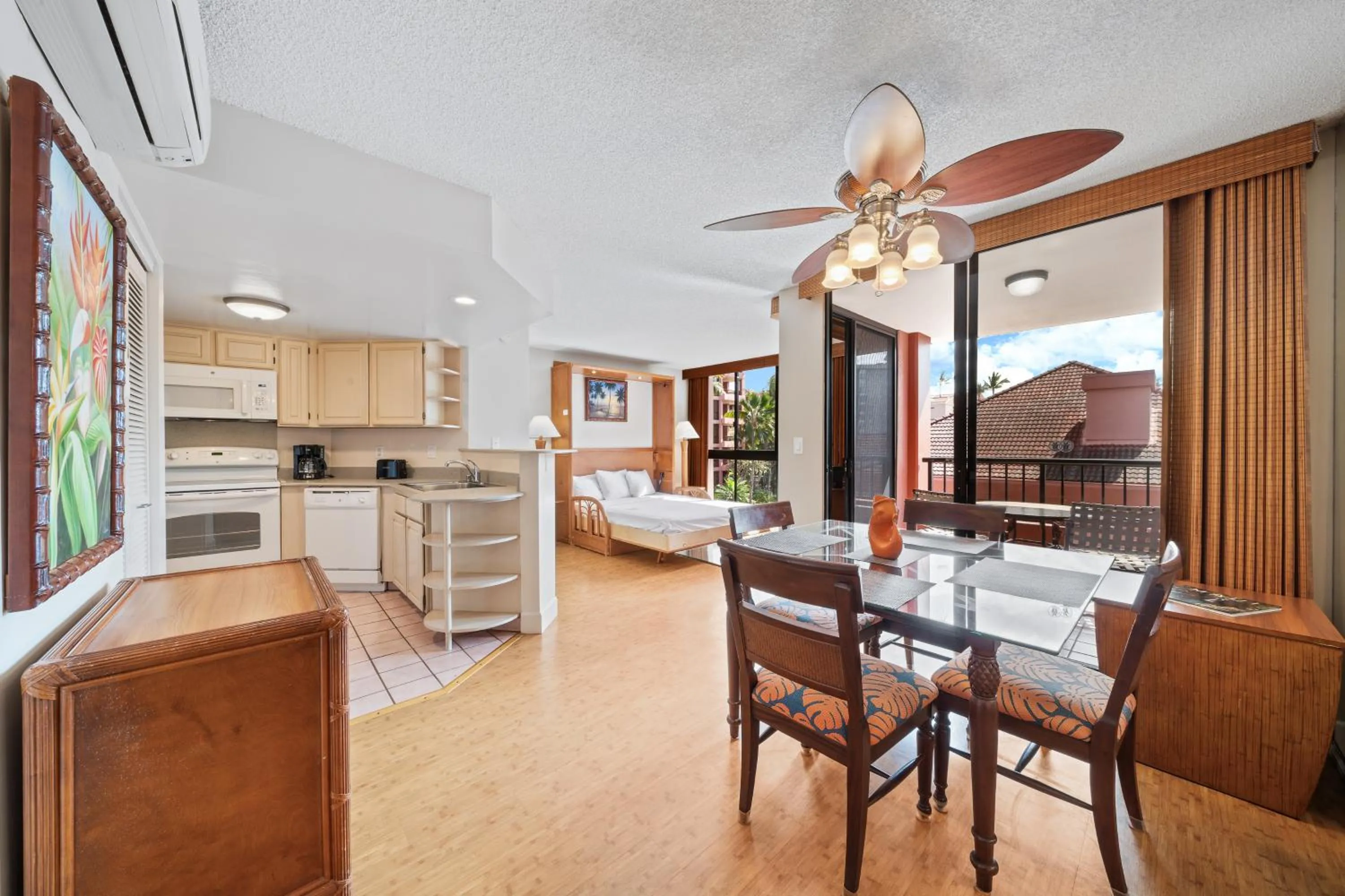 Bed in Kahana Falls Resort