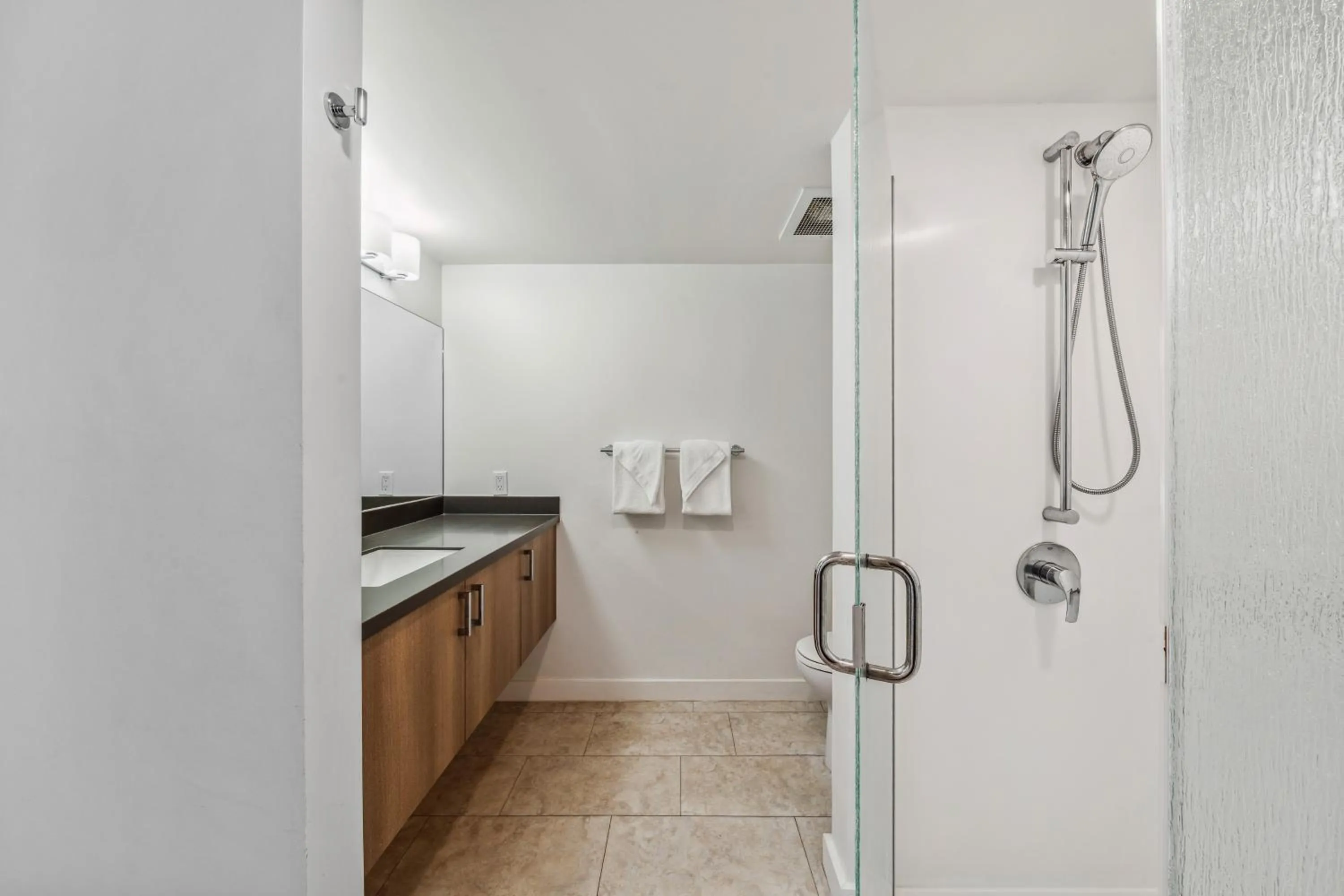 Shower in Kahana Falls Resort