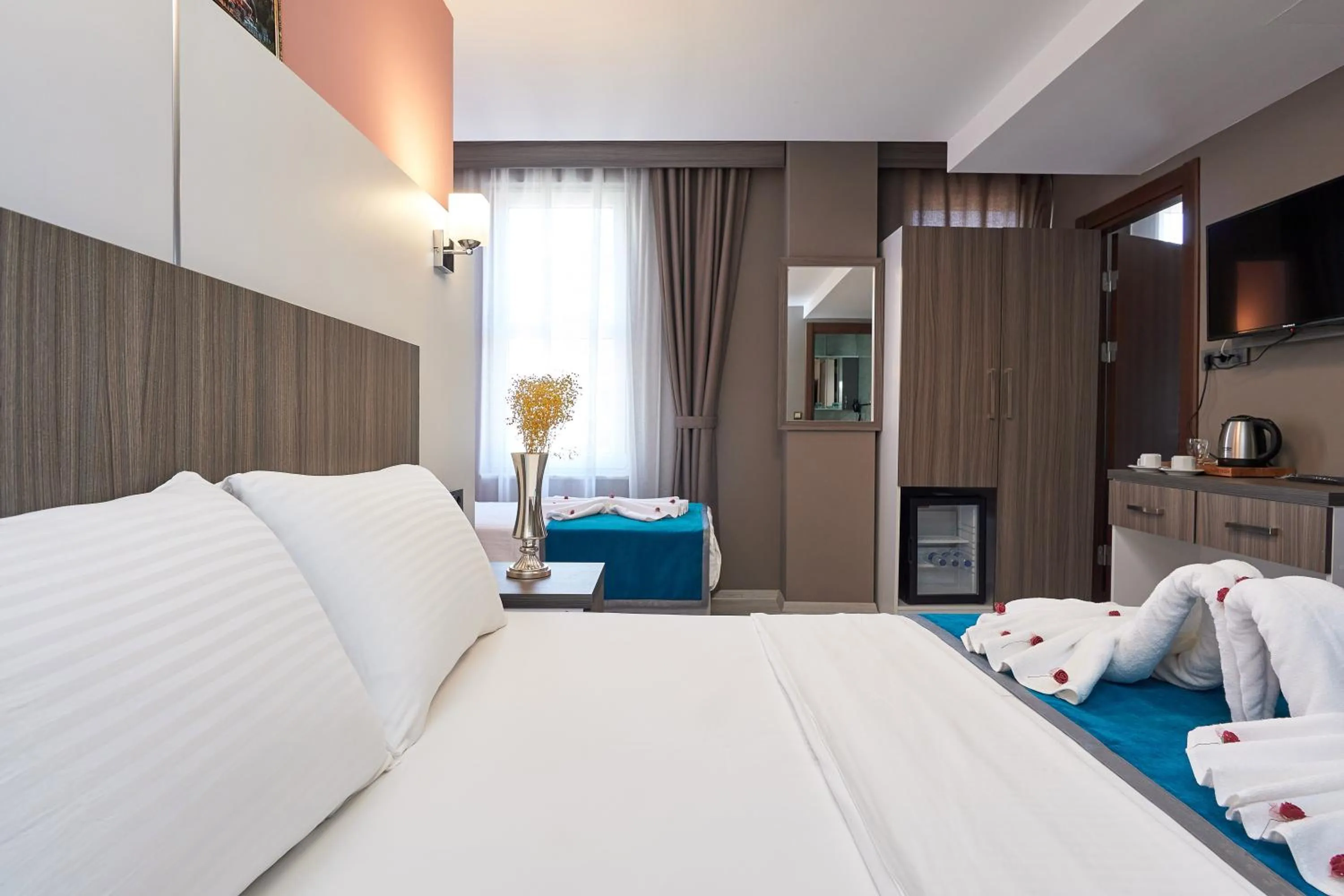 Bed in Renzo Hotel - Special Category