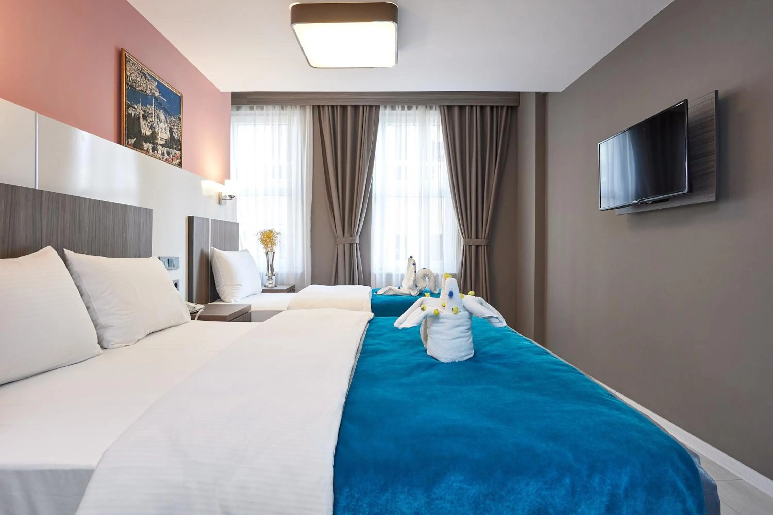 Bed in Renzo Hotel - Special Category