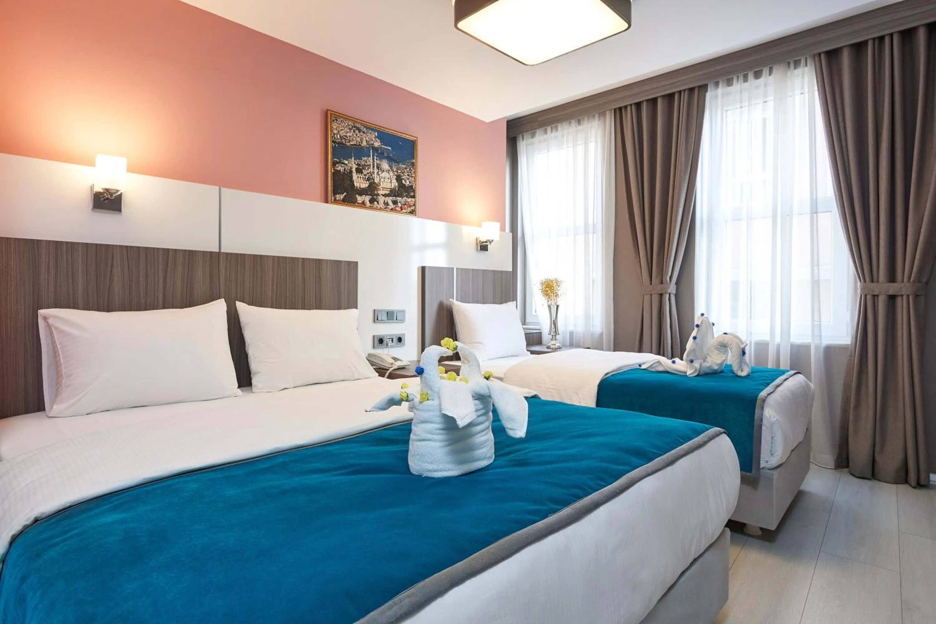 Bed in Renzo Hotel - Special Category
