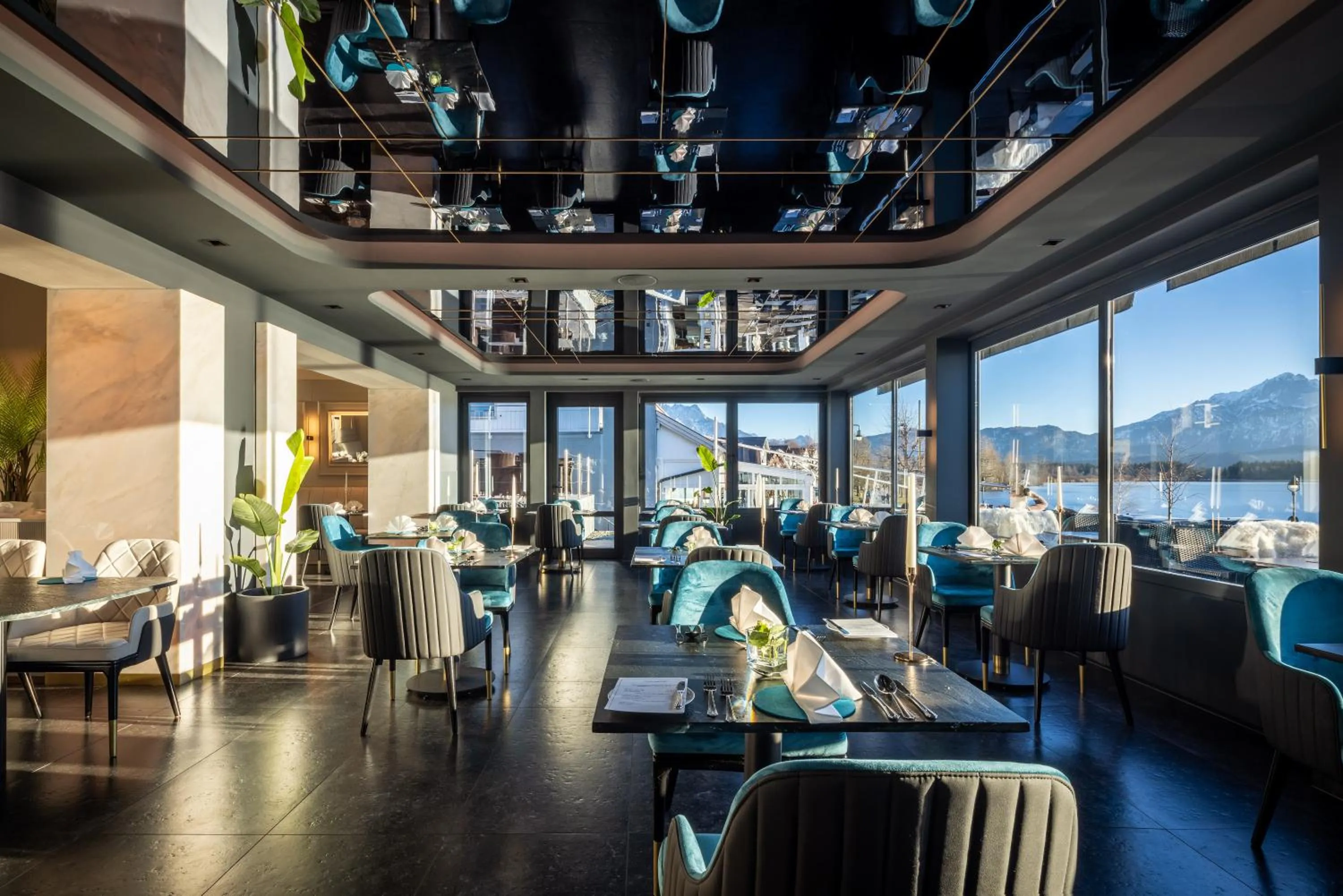 Restaurant/places to eat in Hotel am Hopfensee