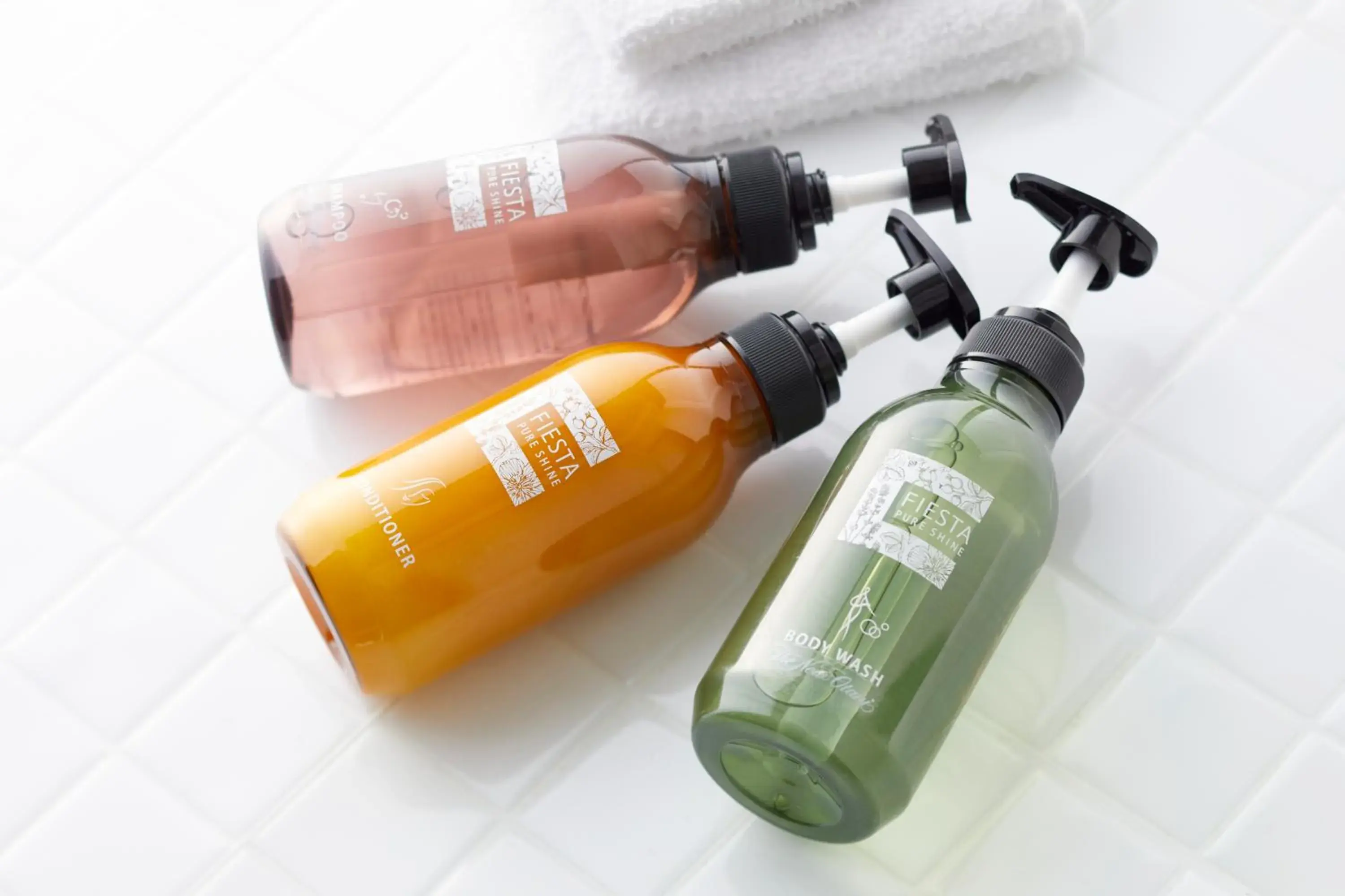 Moderate Twin Room - Smoking in Hotel New Otani Hakata Moderate Twin Room - Smoking in Hotel New Otani Hakata