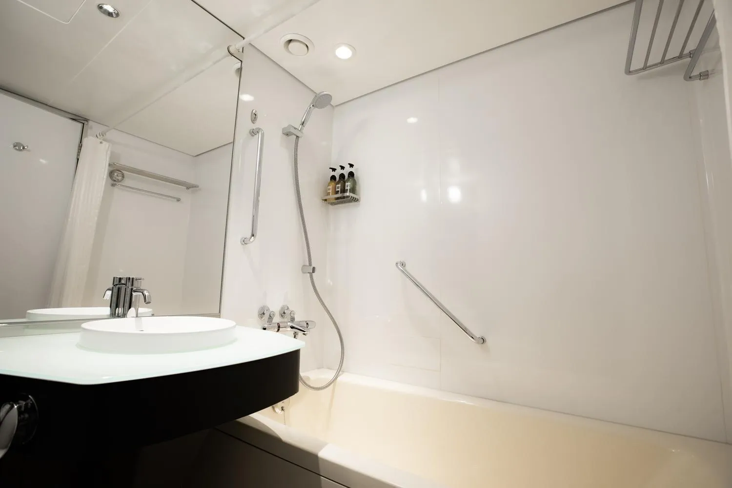 Bathroom in Hotel New Otani Hakata