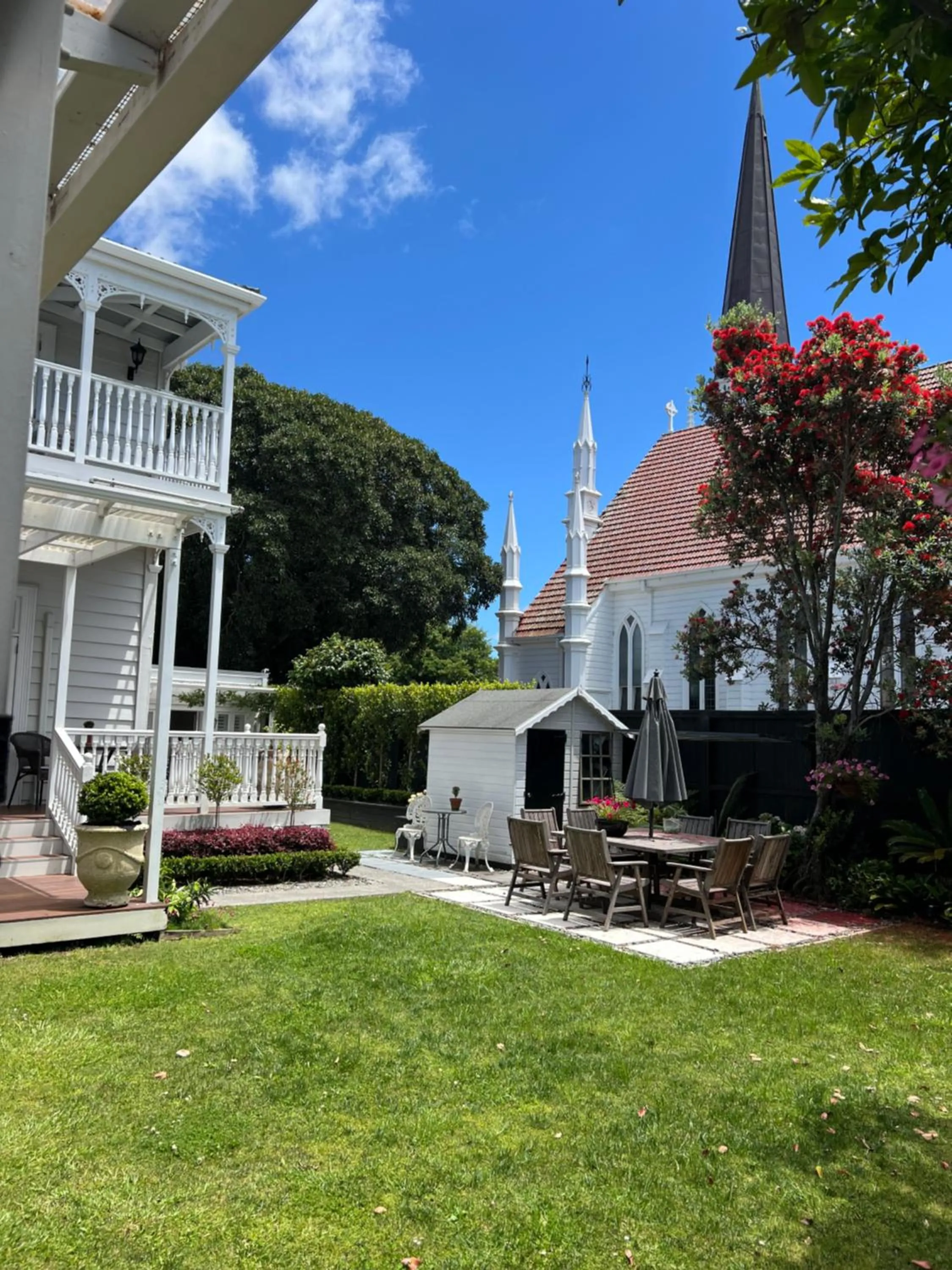 Garden view in Ponsonby Manor