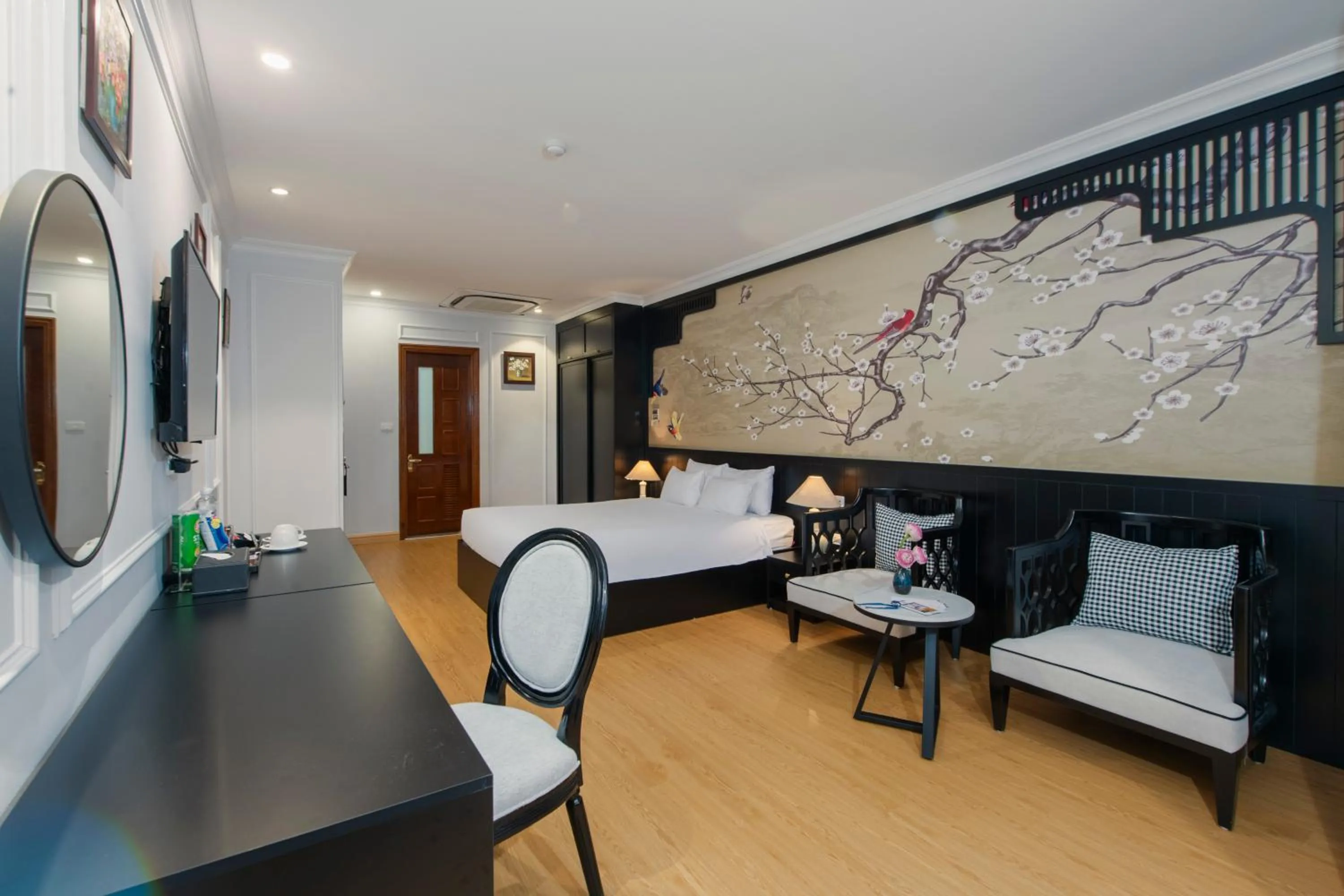 Bedroom, Bed in San Premium Hotel