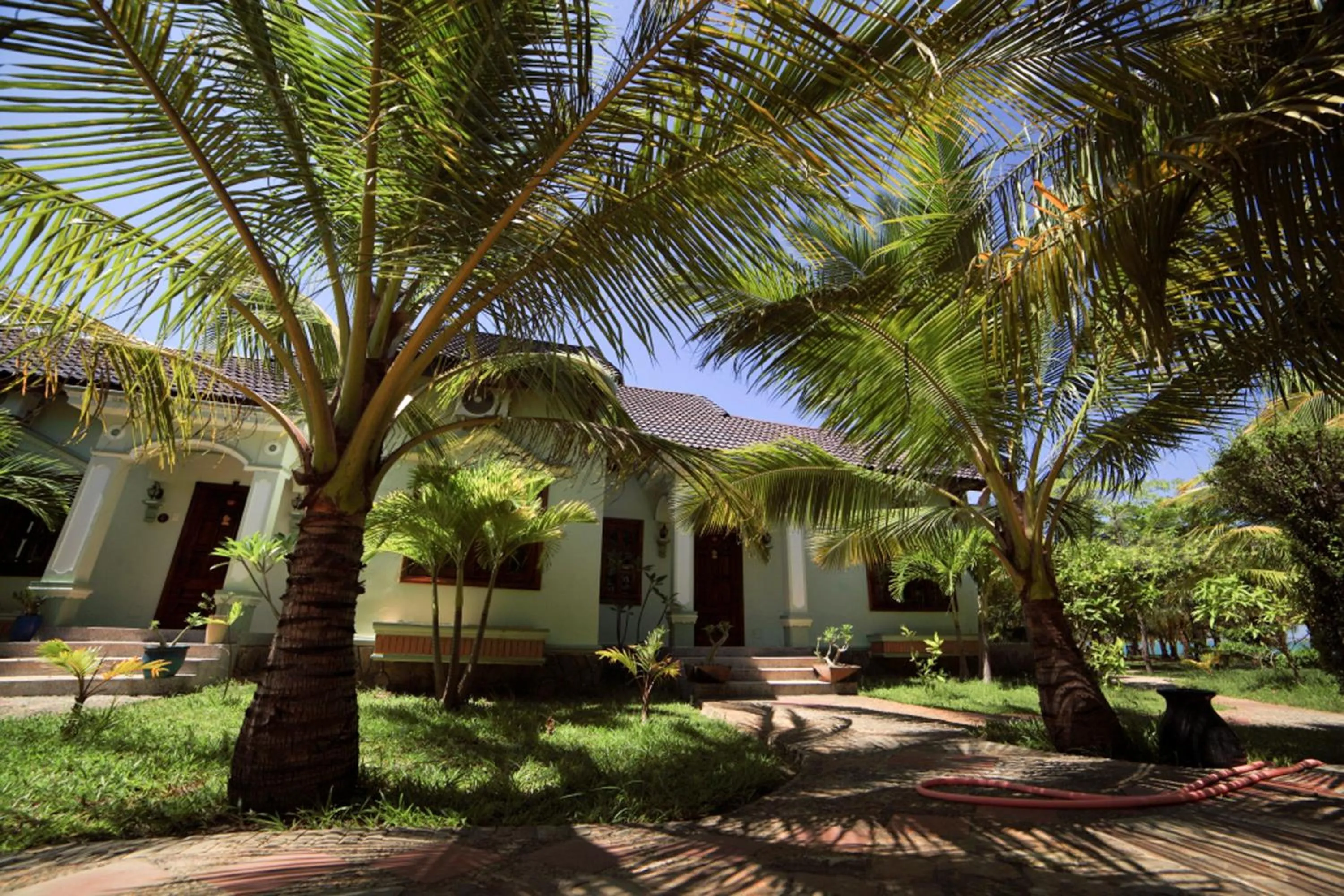 Garden in Gold Rooster Resort