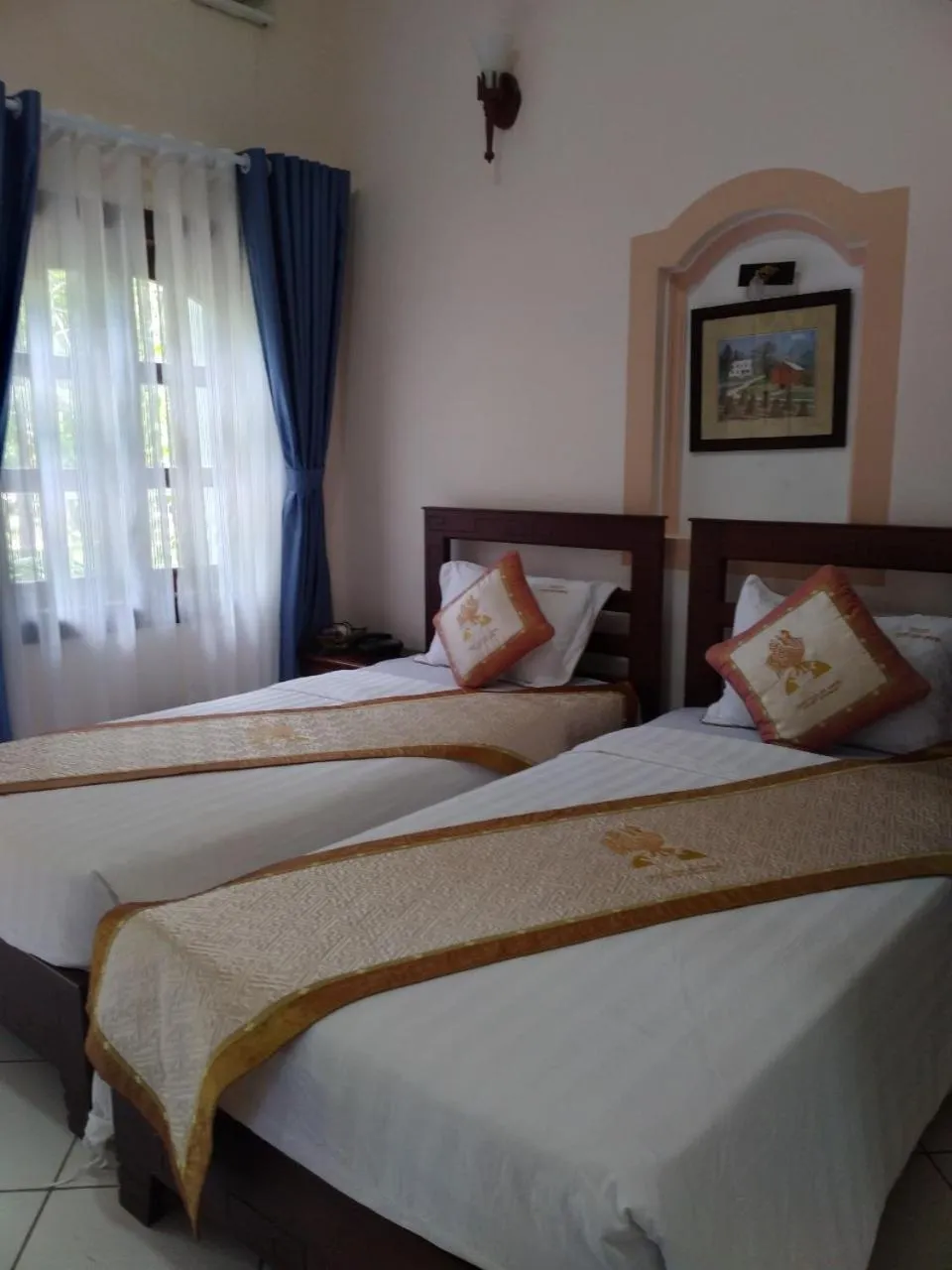 Bed in Gold Rooster Resort