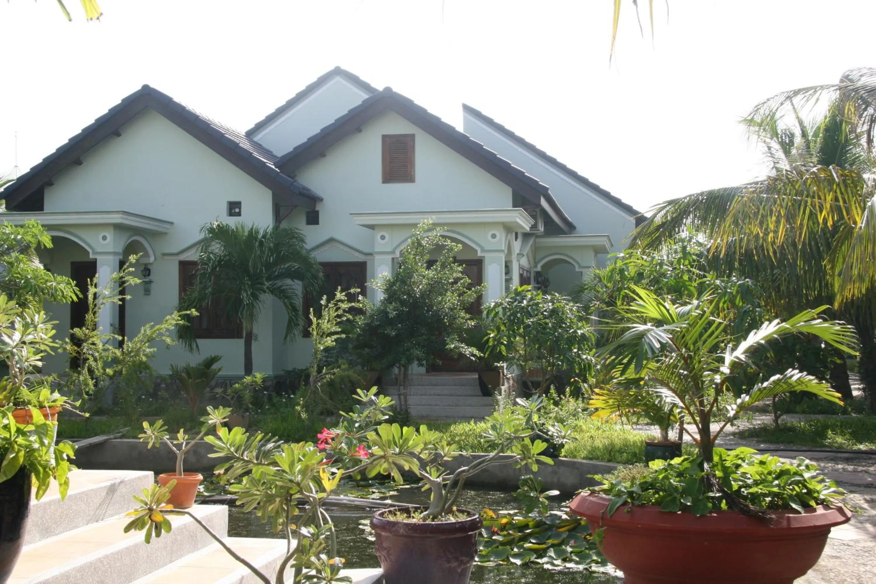 Garden in Gold Rooster Resort