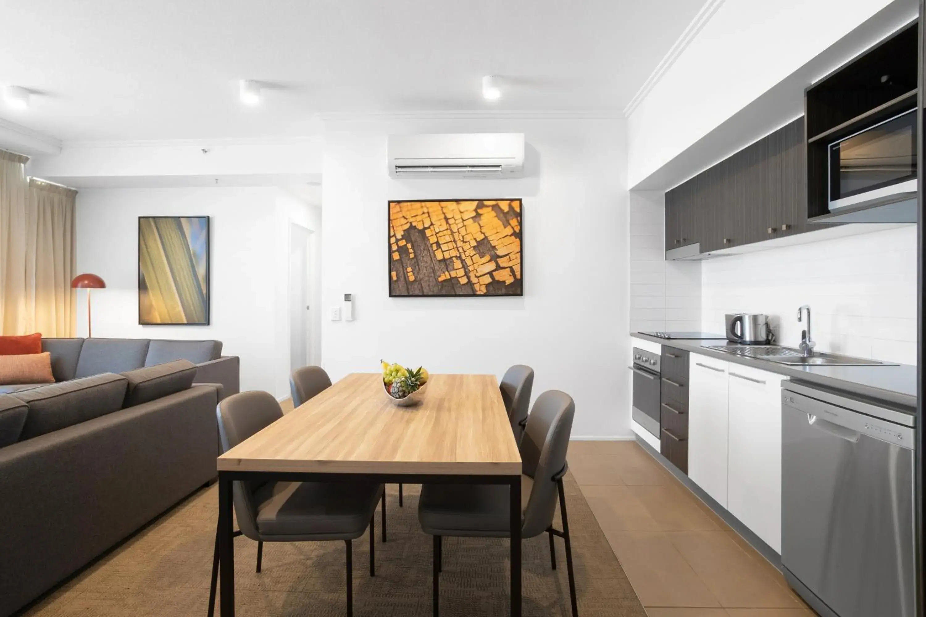 Two-Bedroom Apartment in Quest Mackay on Gordon Two-Bedroom Apartment in Quest Mackay on Gordon