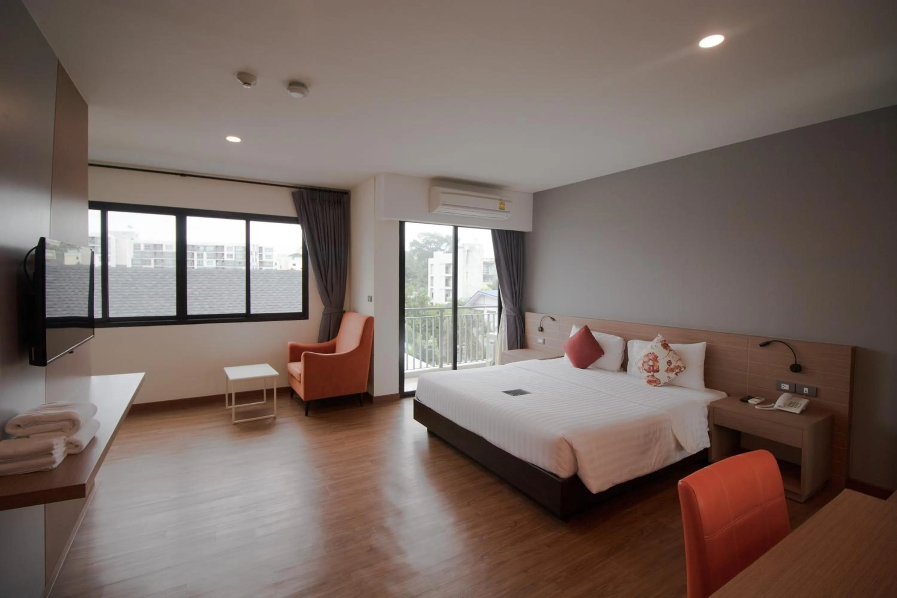 Bed in Phavina Hotel & Grand Boutique Rayong
