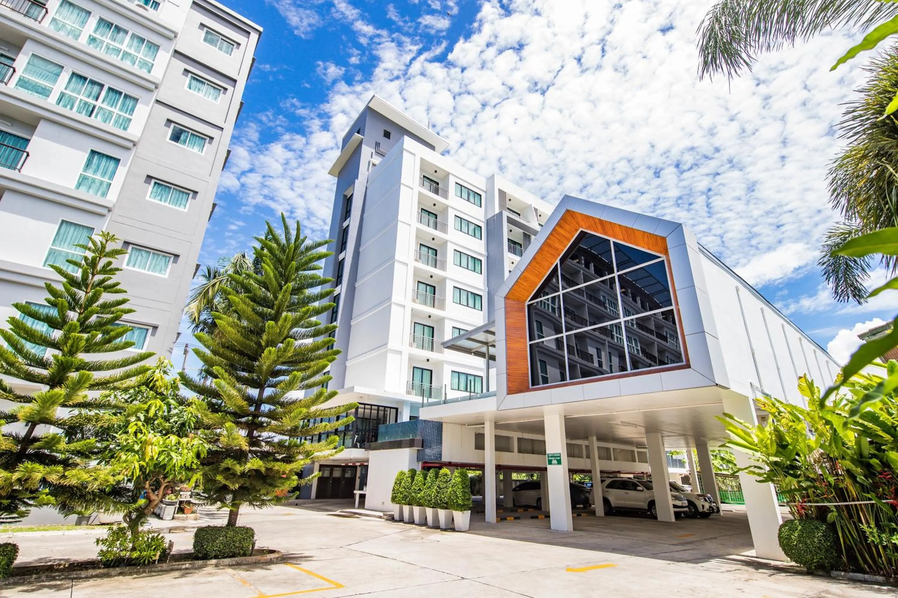 Property building in Phavina Hotel Rayong SHA Extra Plus