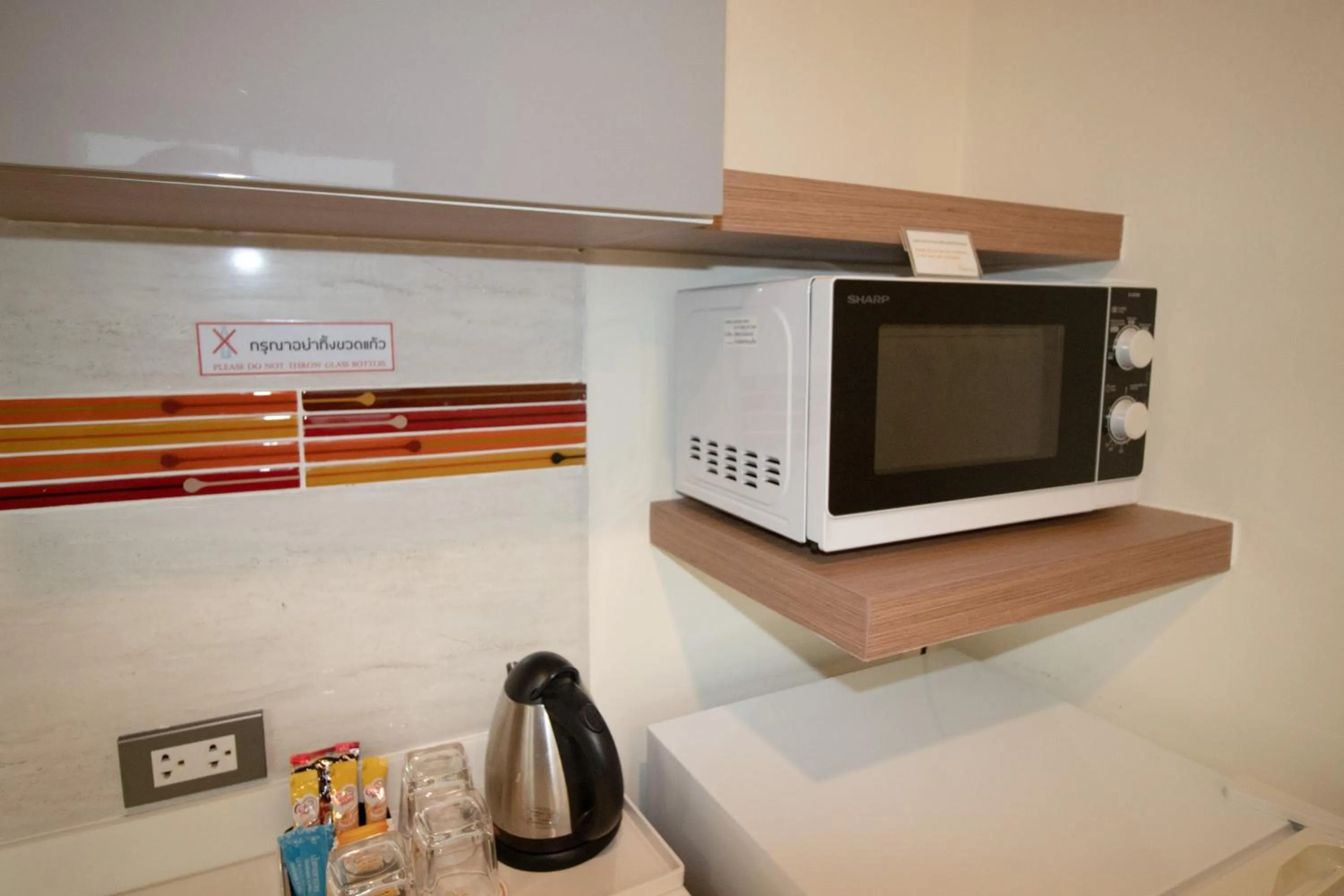 Coffee/tea facilities in Phavina Hotel & Grand Boutique Rayong