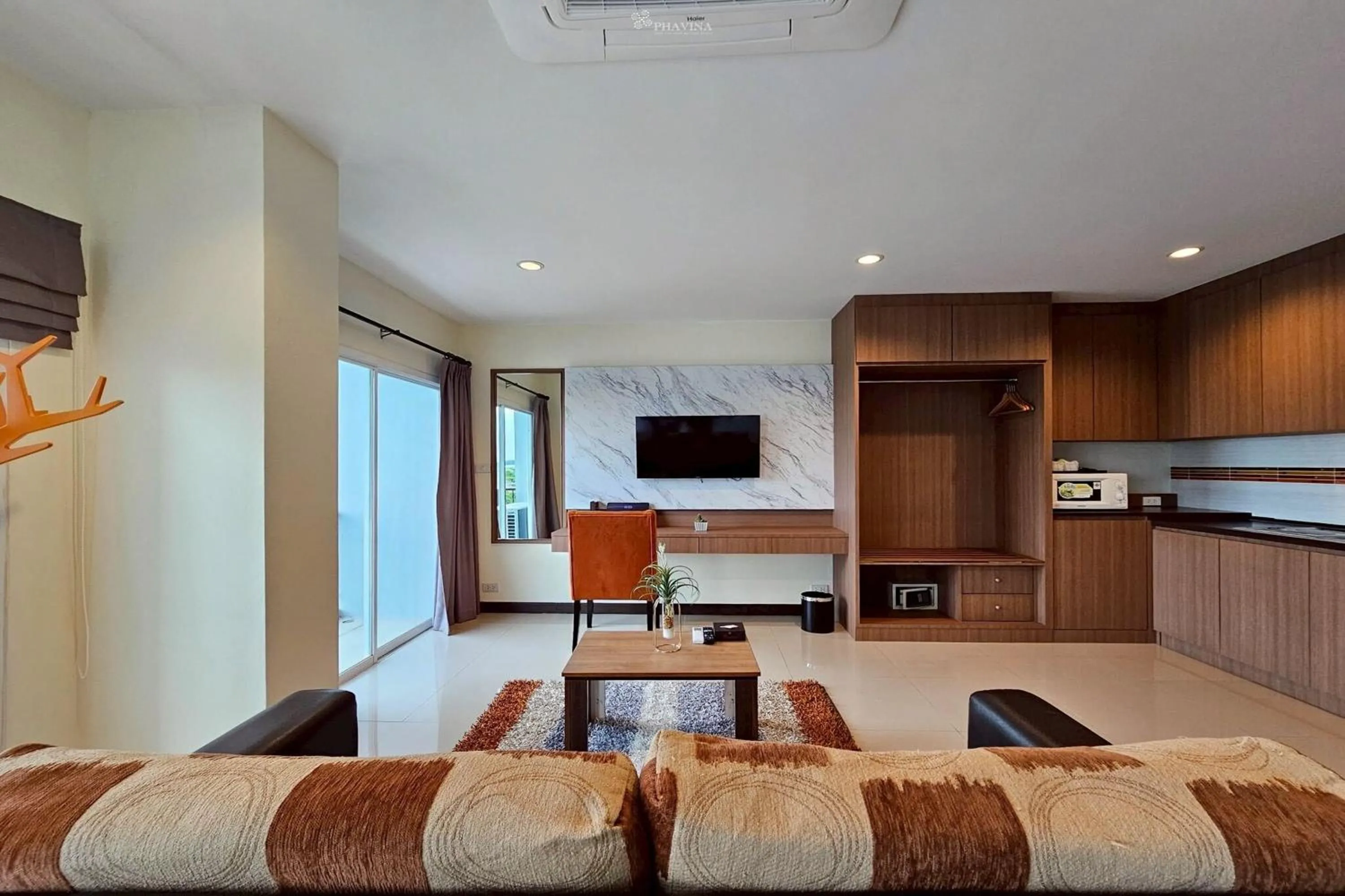 Bed in Phavina Hotel & Grand Boutique Rayong