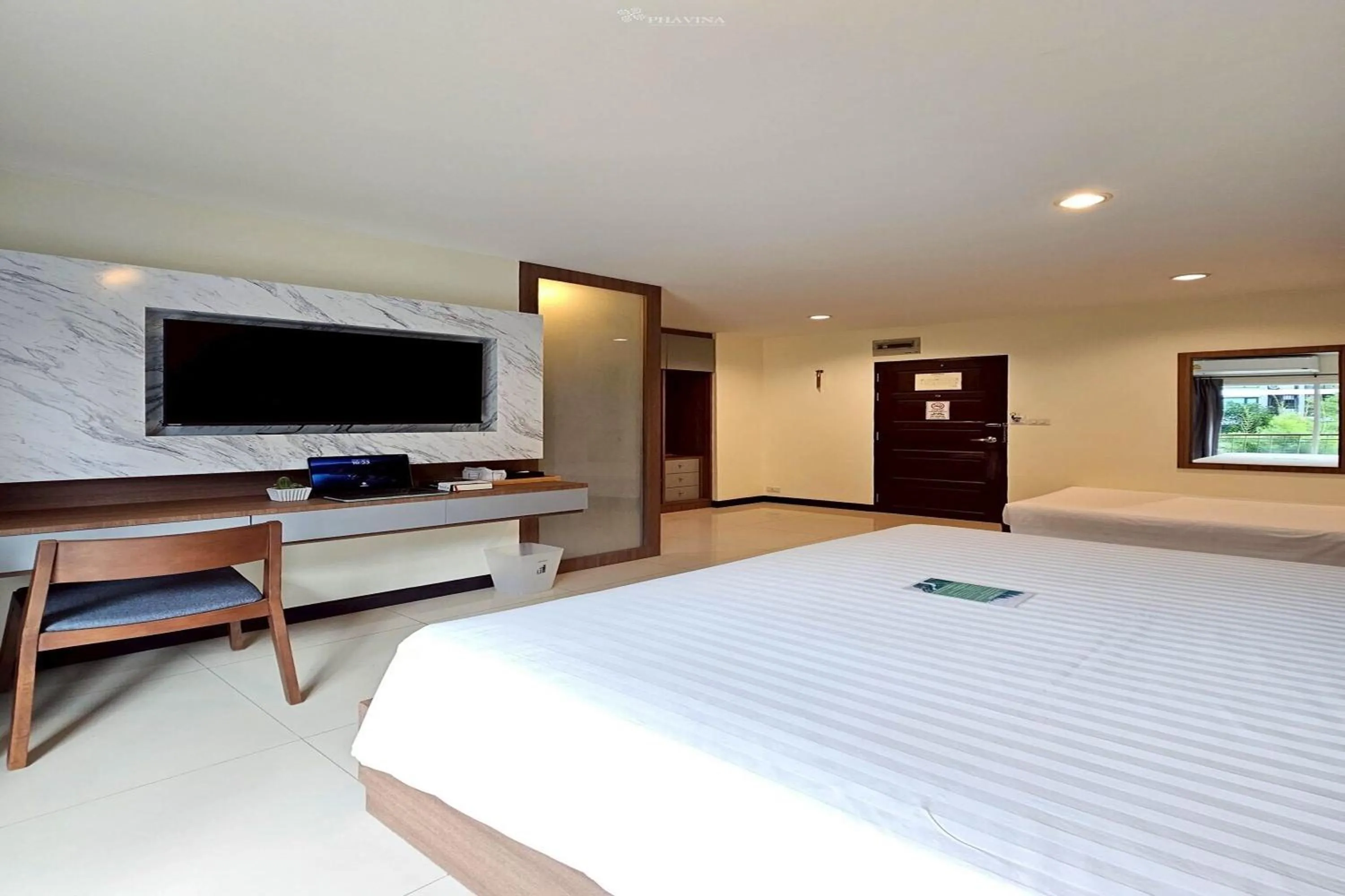 Bed in Phavina Hotel & Grand Boutique Rayong
