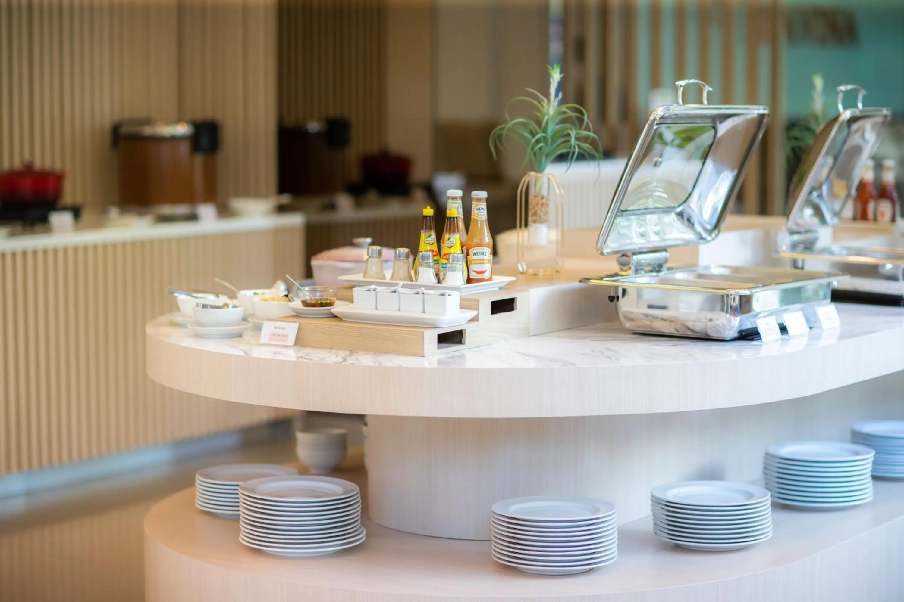 Food and drinks in Phavina Hotel Rayong SHA Extra Plus