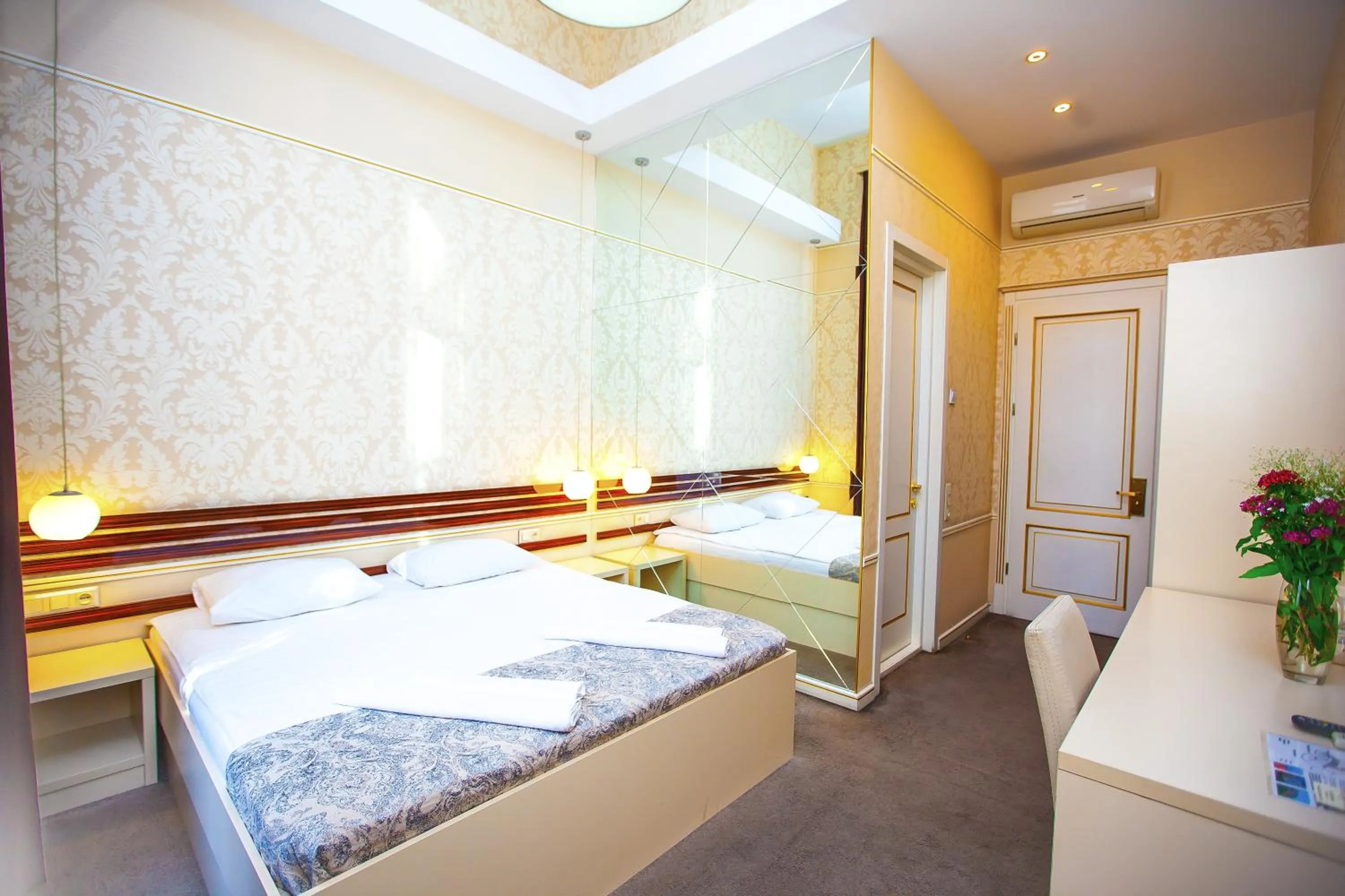 Bedroom, Bed in Rustaveli Hotel