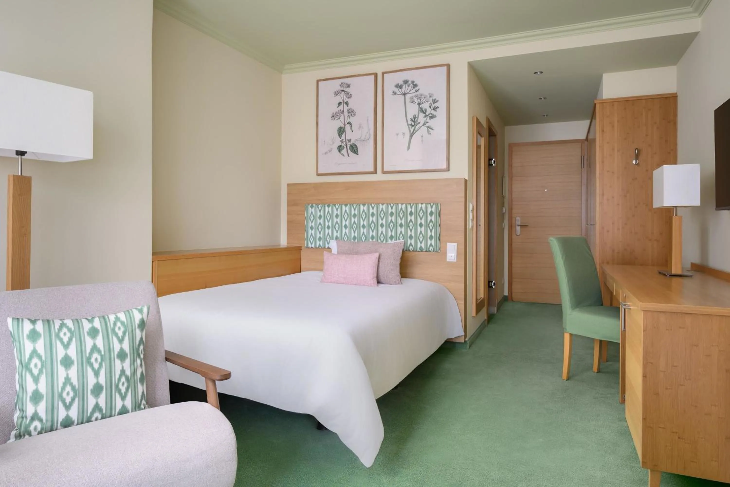 Photo of the whole room, Bed in IFA Graal-Müritz Hotel & Spa