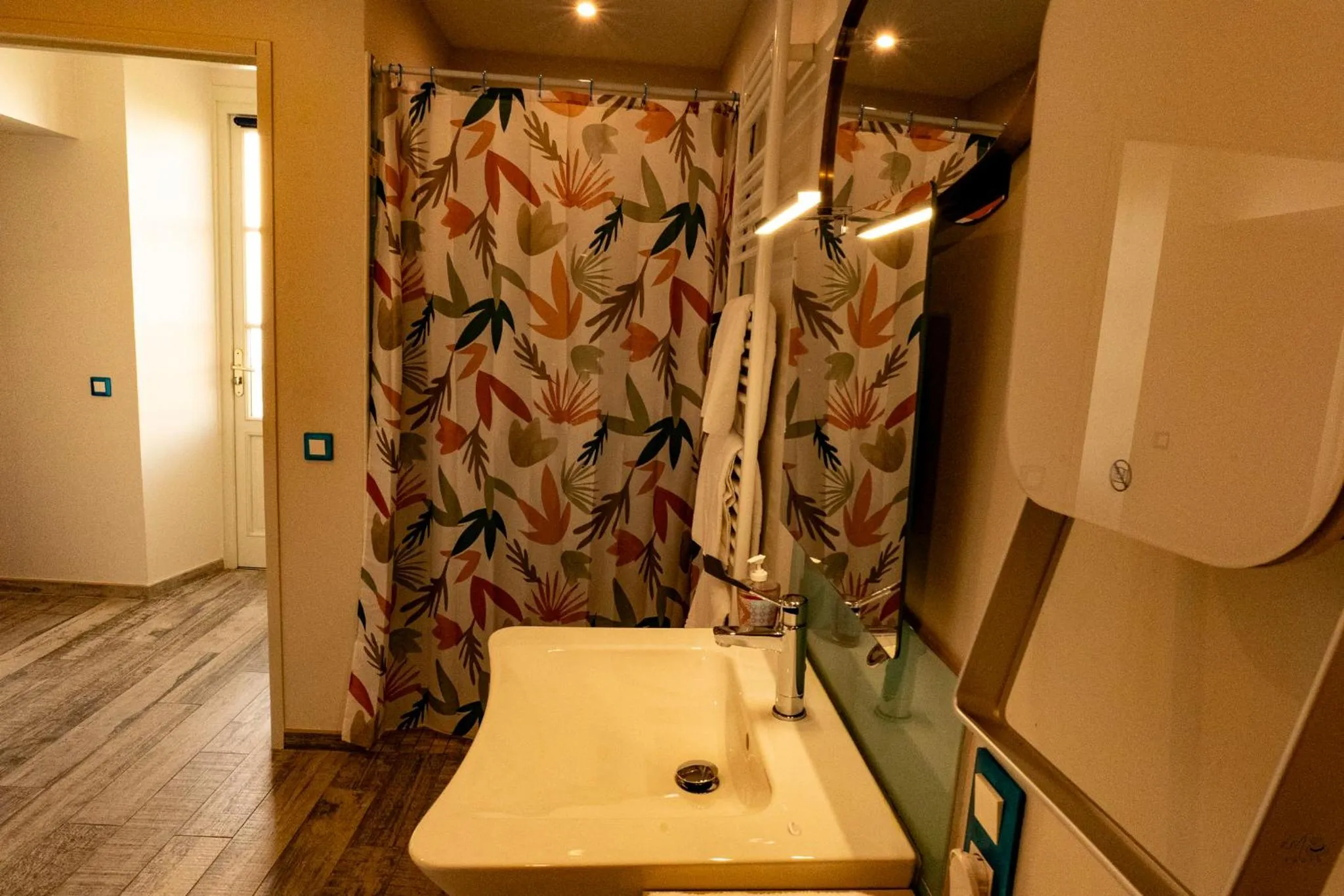 La Maison DUFFOUR chambres d'hôtes avec Petit Déjeuner