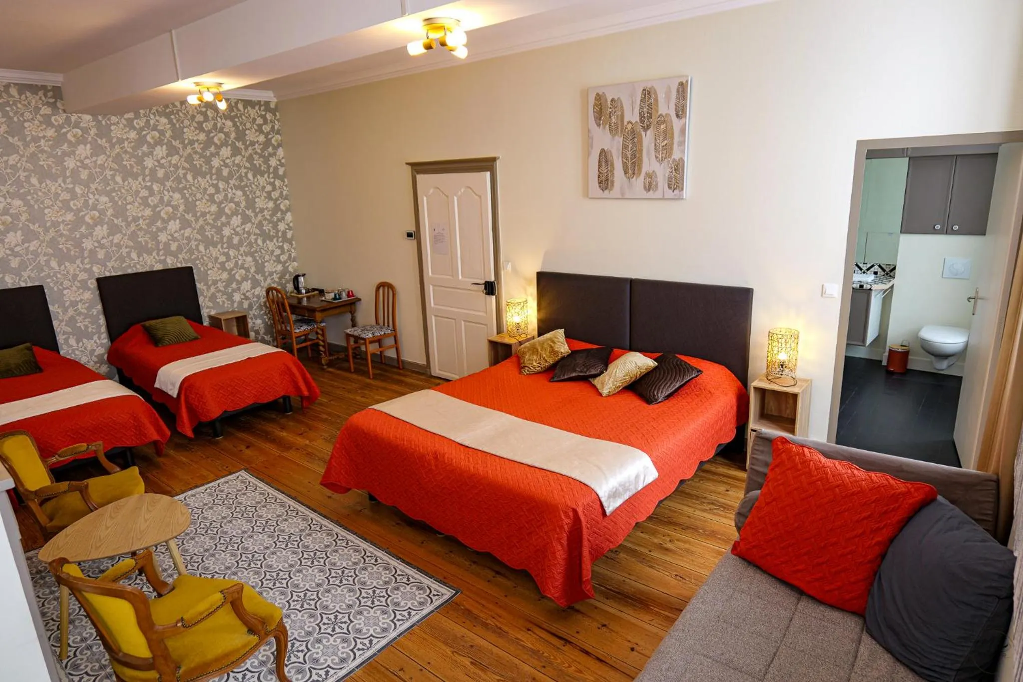 Bed in La Maison DUFFOUR chambres d'hôtes avec Petit Déjeuner