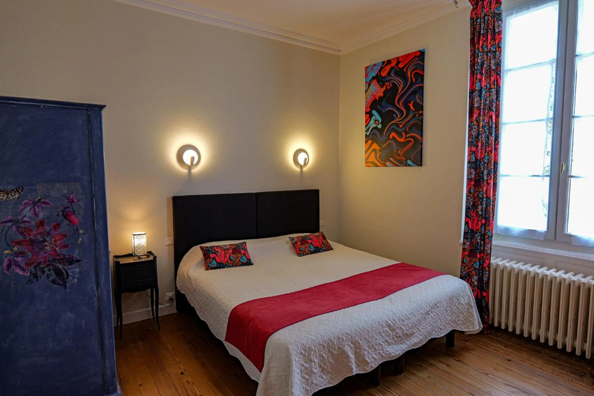 Bed in La Maison DUFFOUR chambres d'hôtes avec Petit Déjeuner