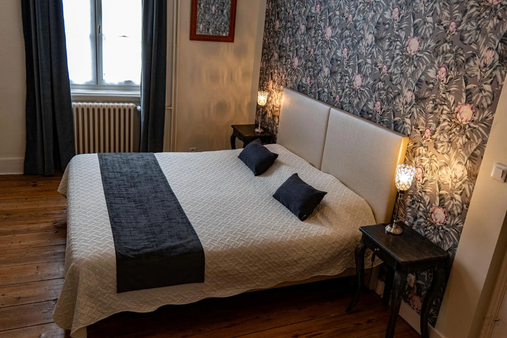 Bed in La Maison DUFFOUR chambres d'hôtes avec Petit Déjeuner