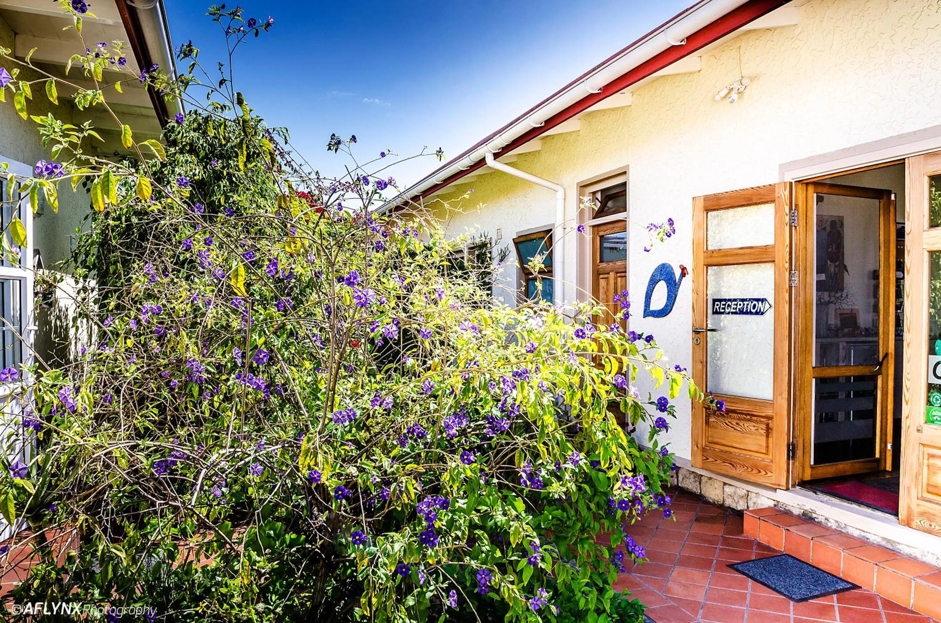 Property building in Meike's Guesthouse