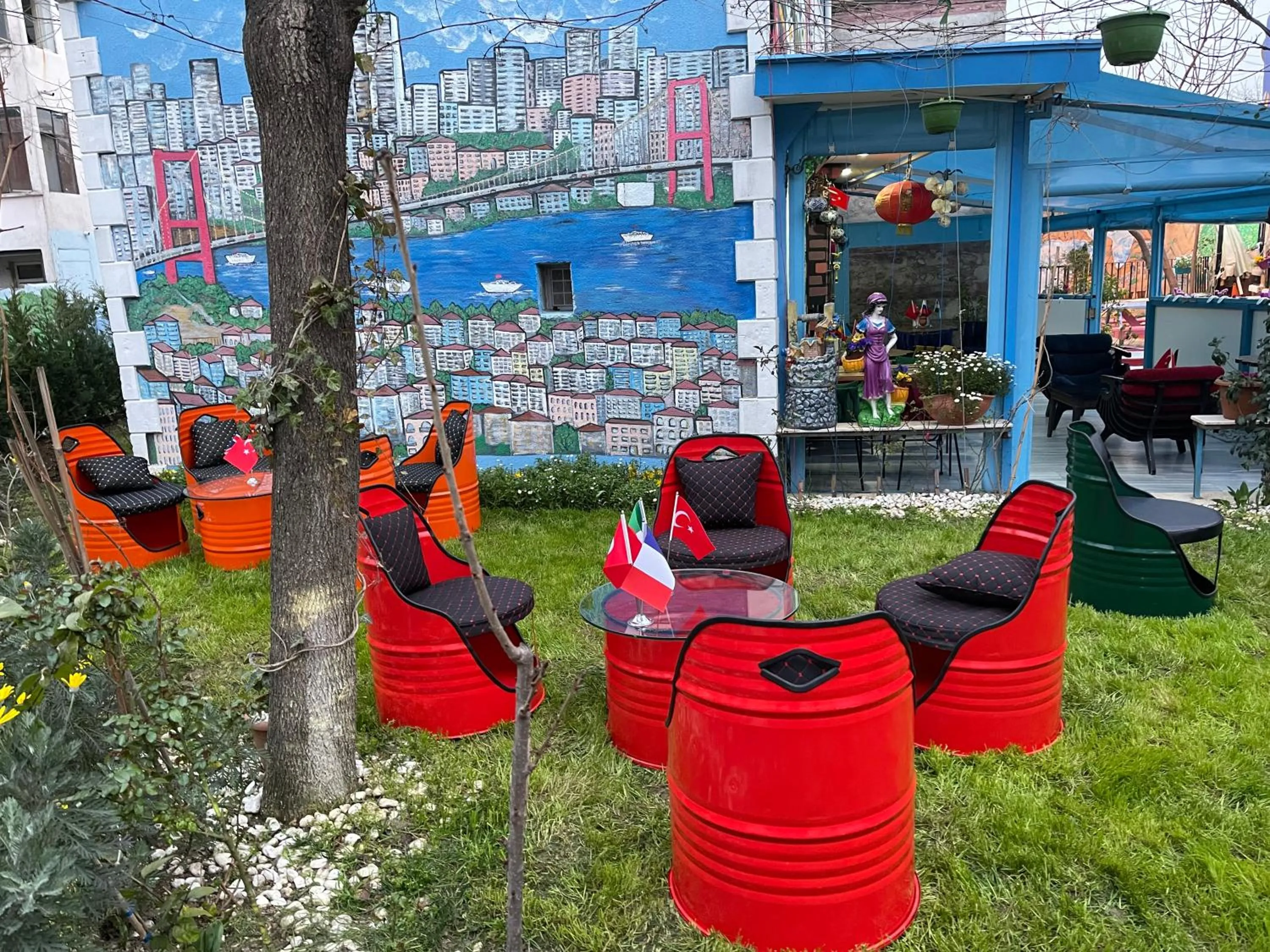 People in SULTANAHMET ıŞIL HOTEL