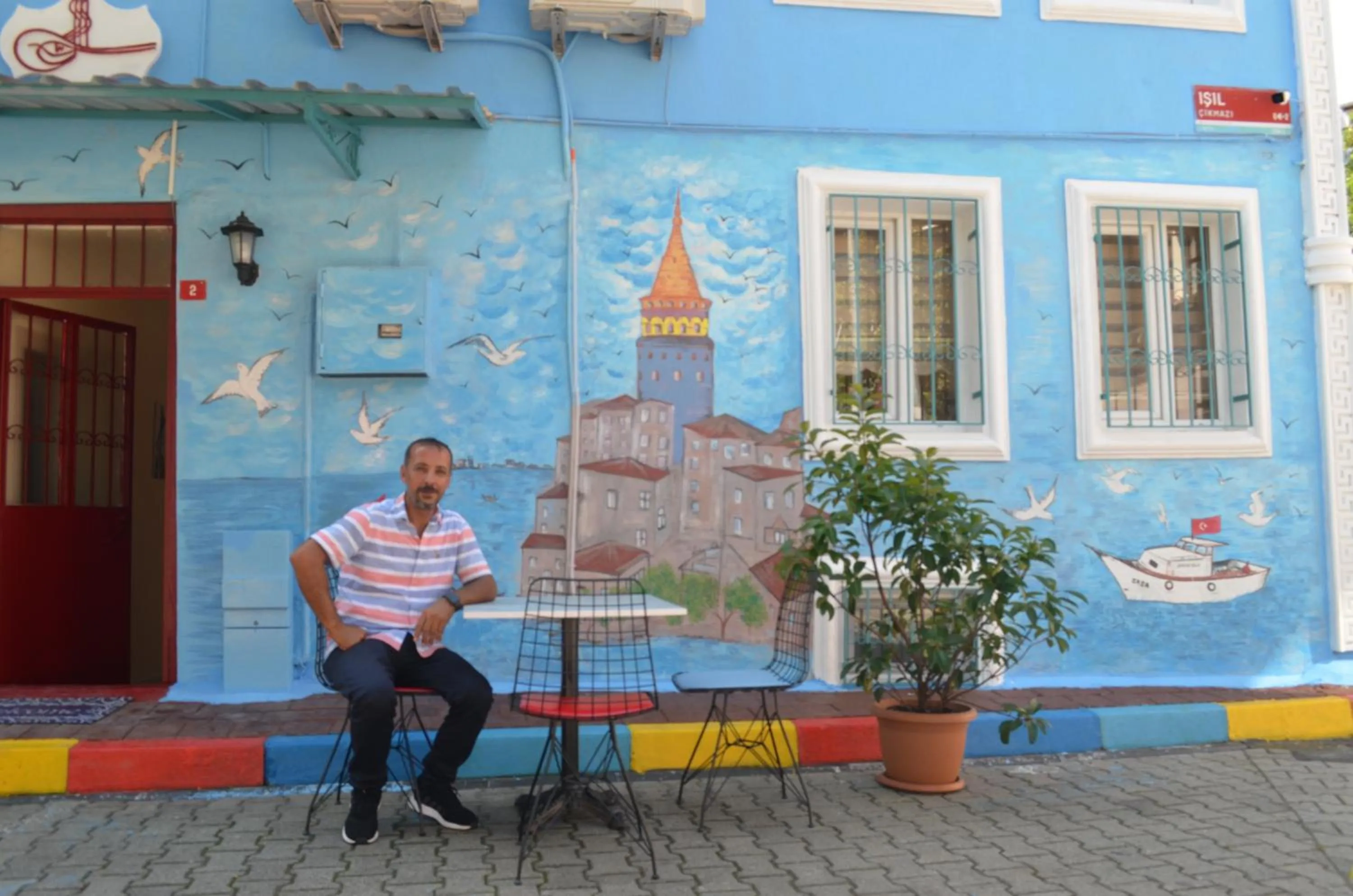 Patio in SULTANAHMET ıŞIL HOTEL