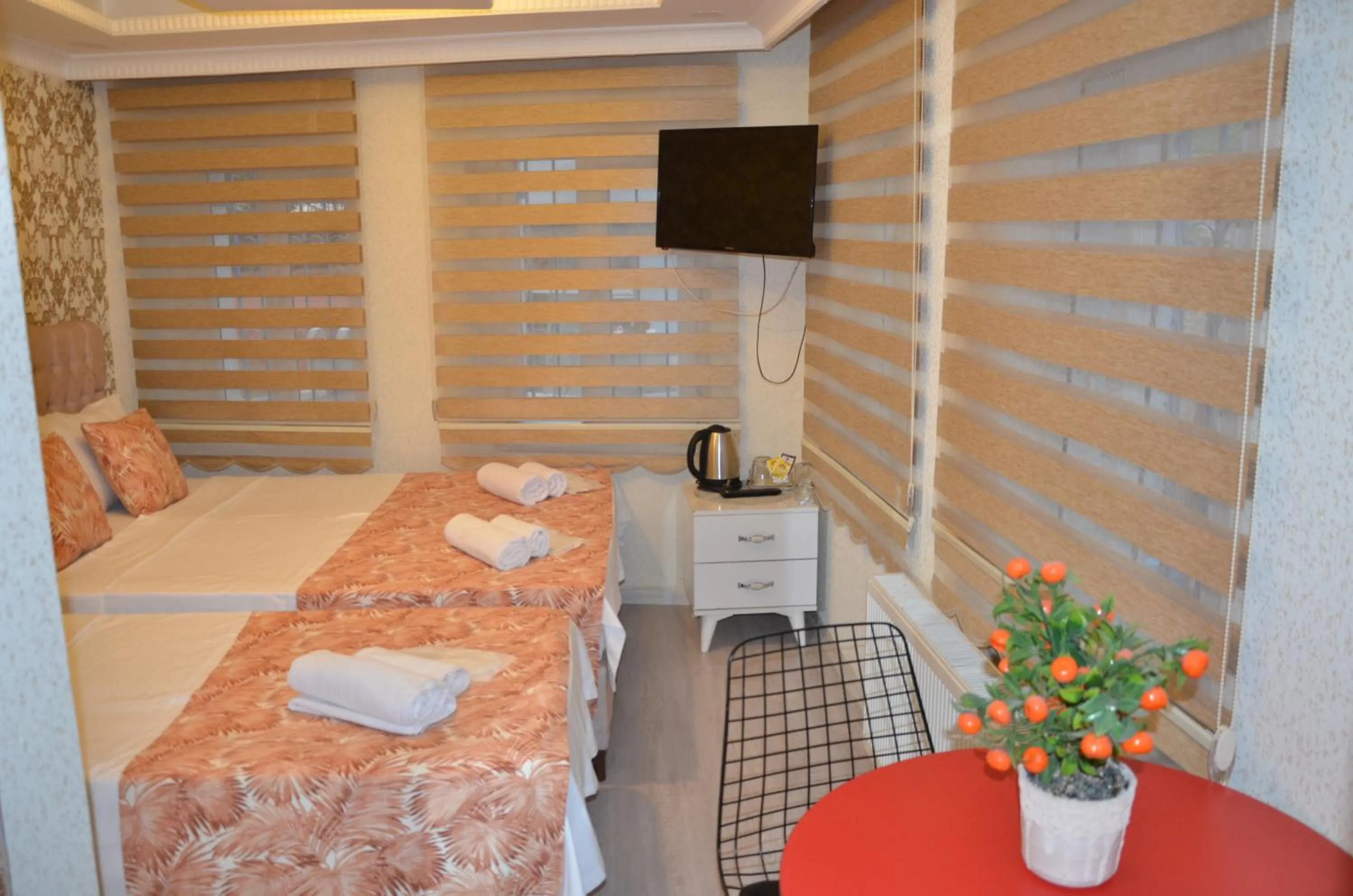 Photo of the whole room, Bed in SULTANAHMET ıŞIL HOTEL