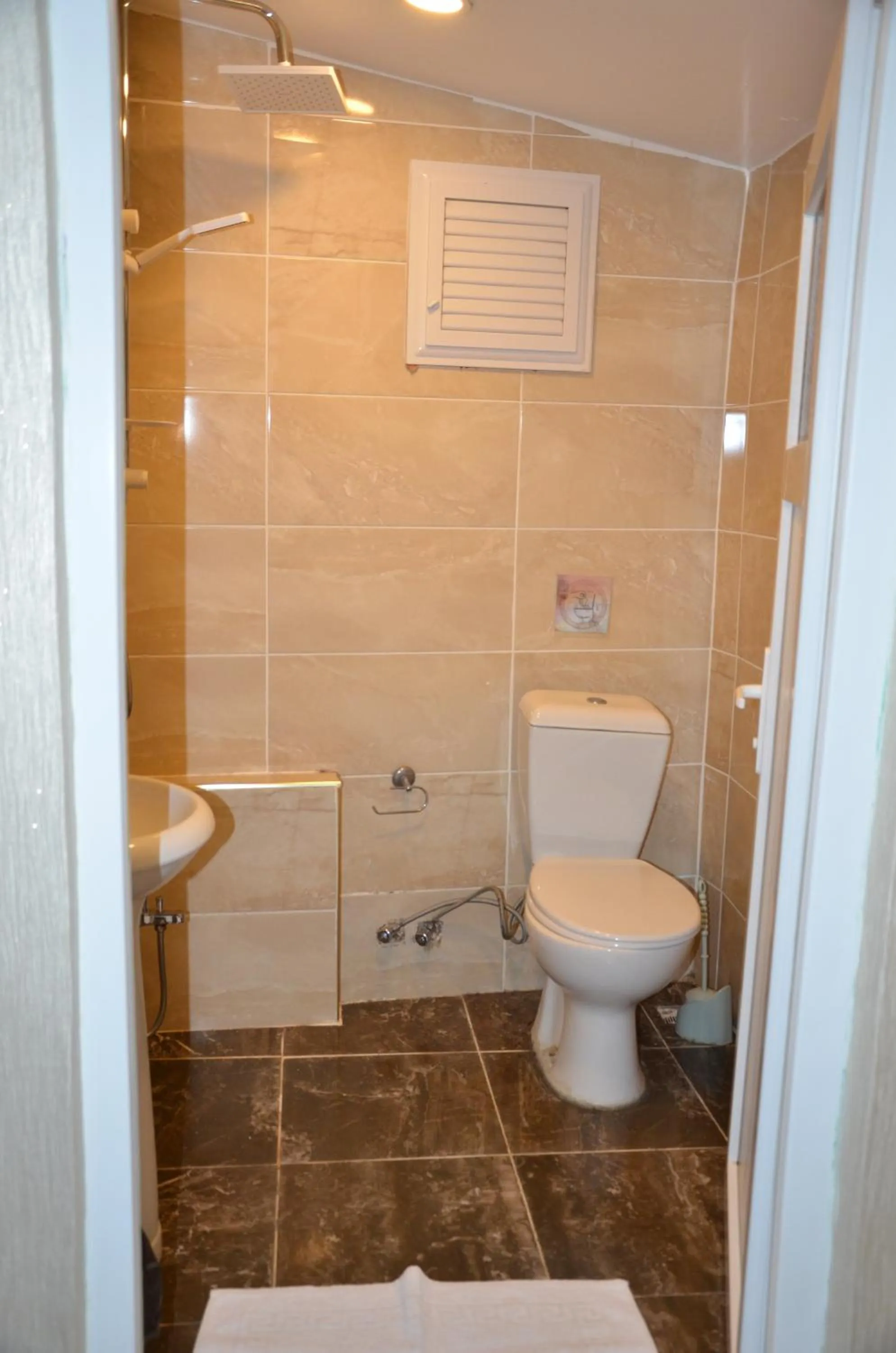 Toilet, Bathroom in SULTANAHMET ıŞIL HOTEL