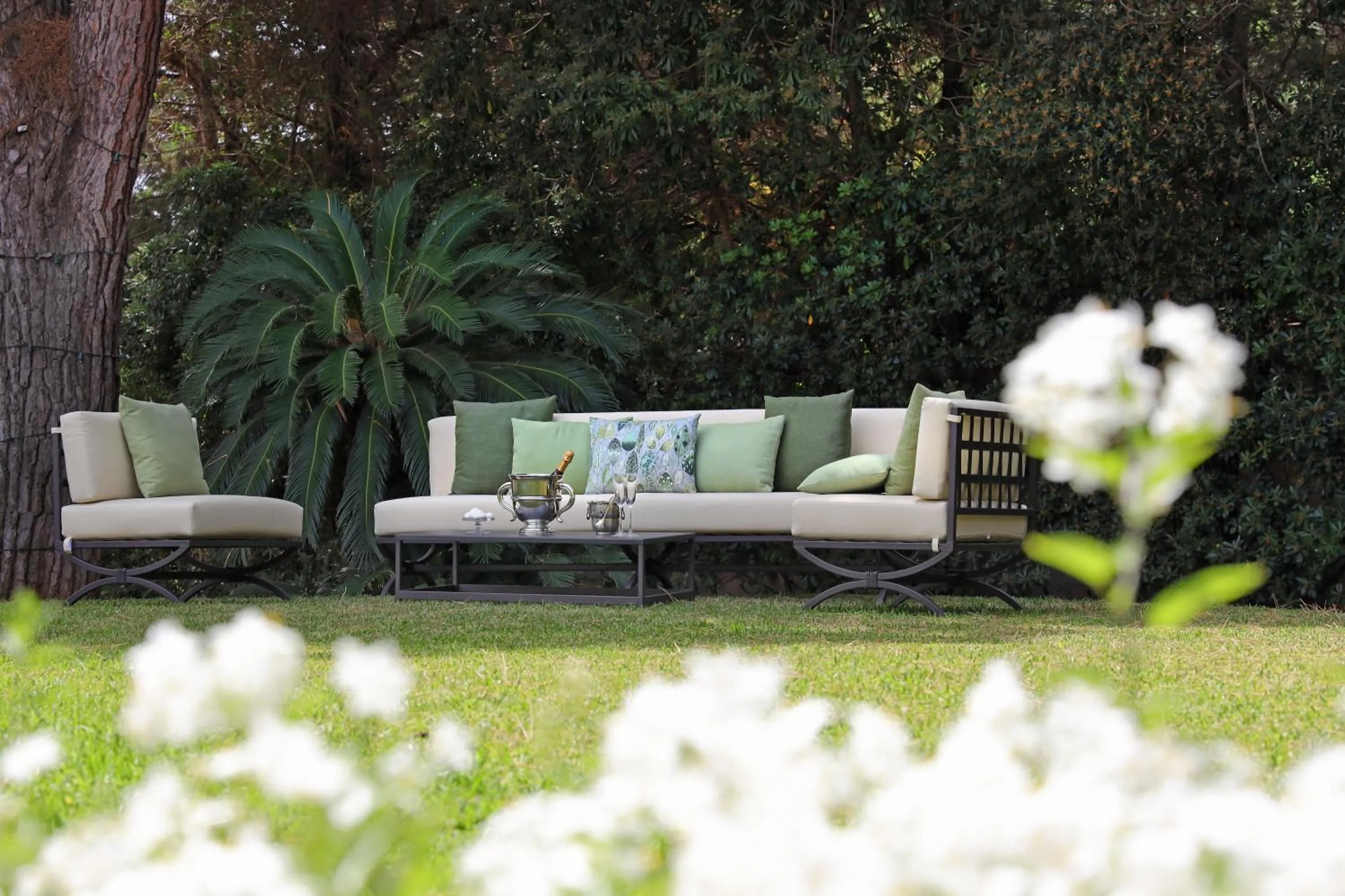 Spring in Maison D'Enrì