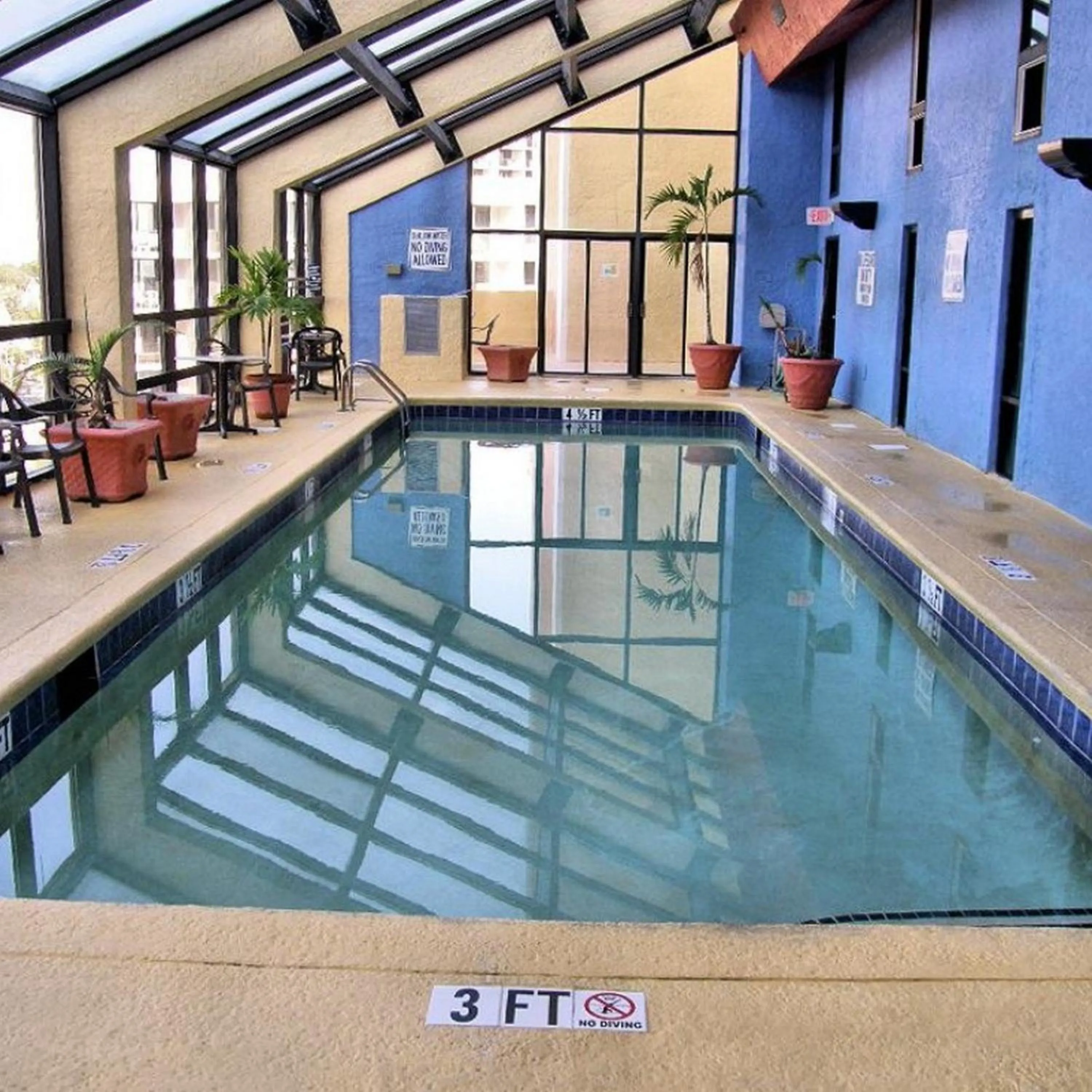 Swimming pool in Caravelle Resort by Palmetto Vacations