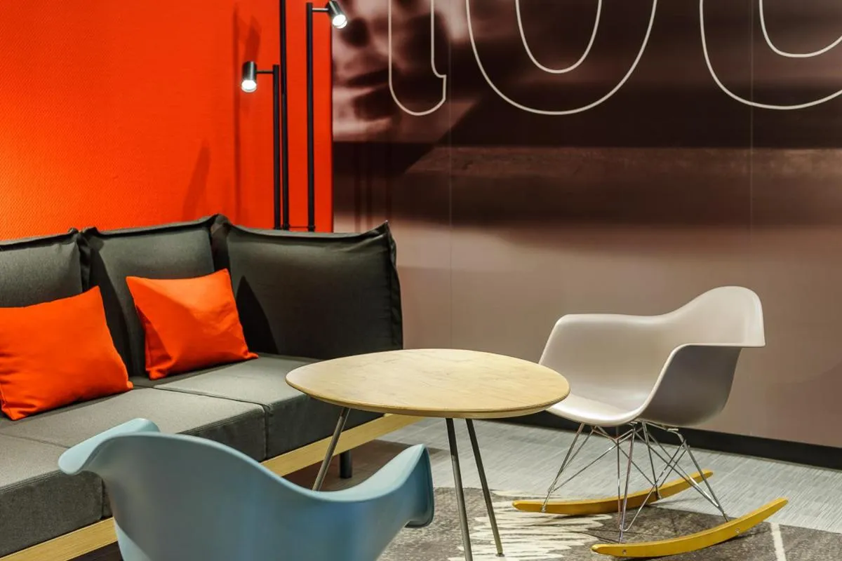 Lounge or bar in ibis Augsburg Koenigsplatz