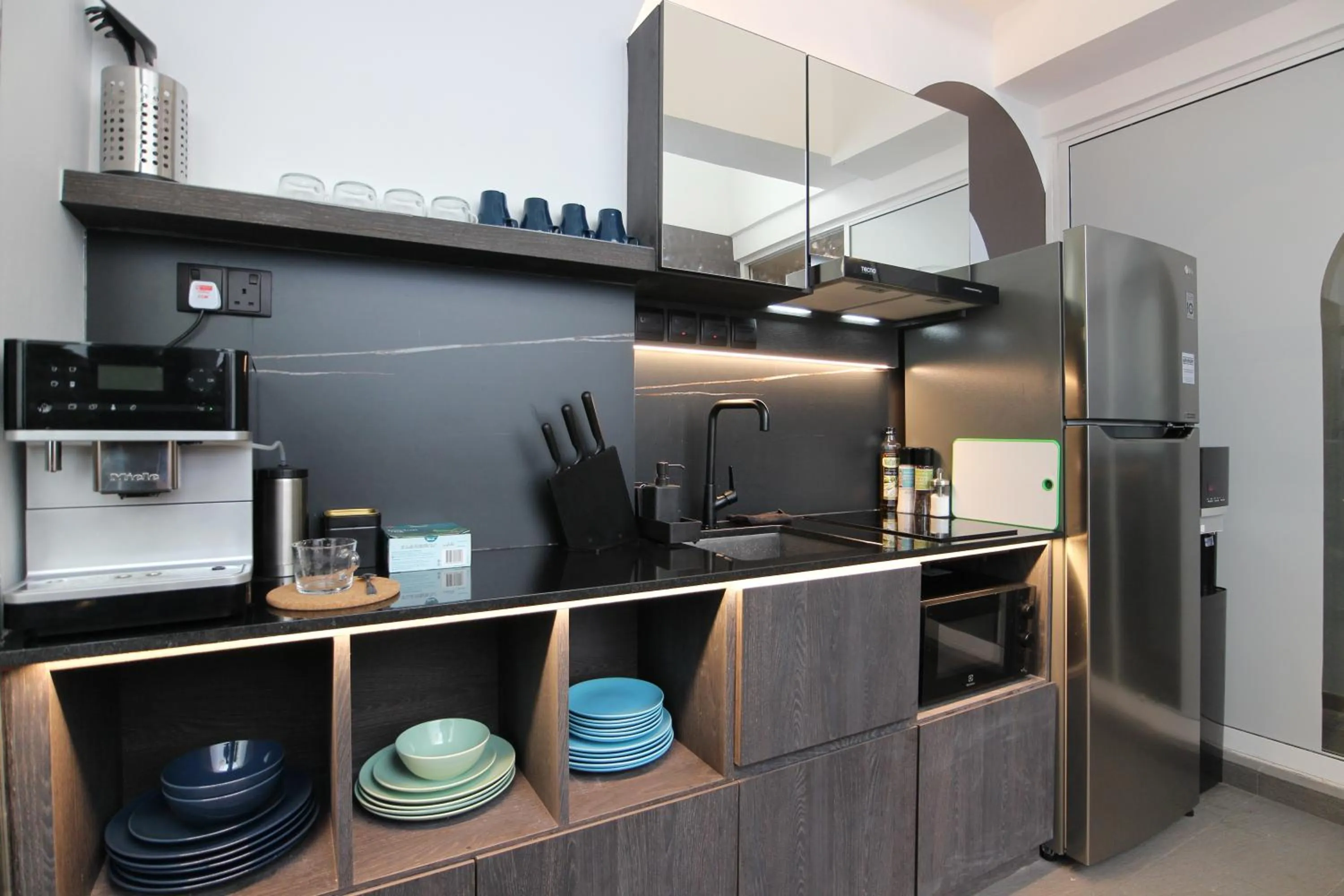 Kitchen or kitchenette in ST Signature Bugis Beach, SHORT OVERNIGHT, 8 Hours, 11PM-7AM