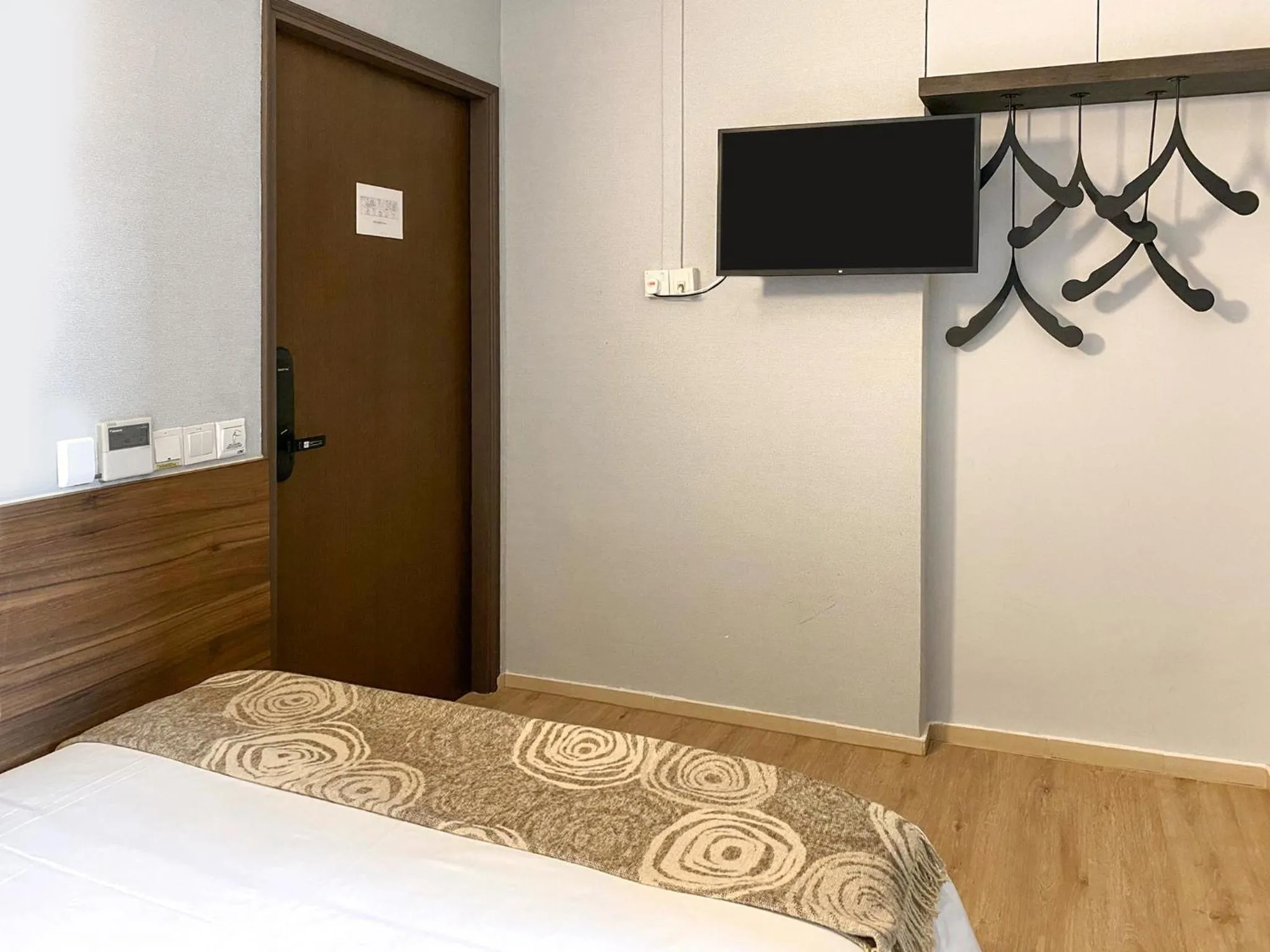Bed in ST Signature Bugis Beach, SHORT OVERNIGHT, 8 Hours, 11PM-7AM