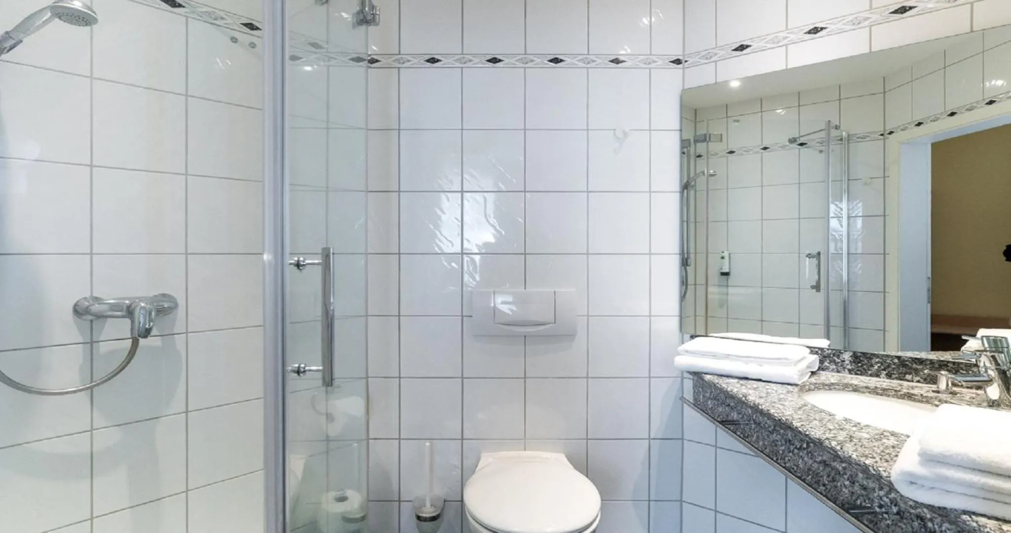 Bathroom in Hotel am Schloß