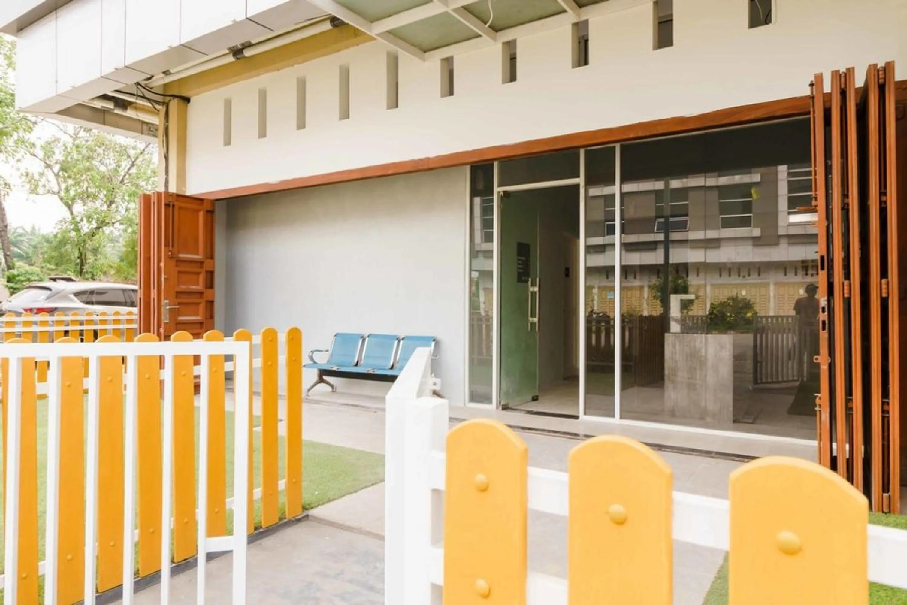 Lobby or reception in RedDoorz @ Helvetia Medan 2