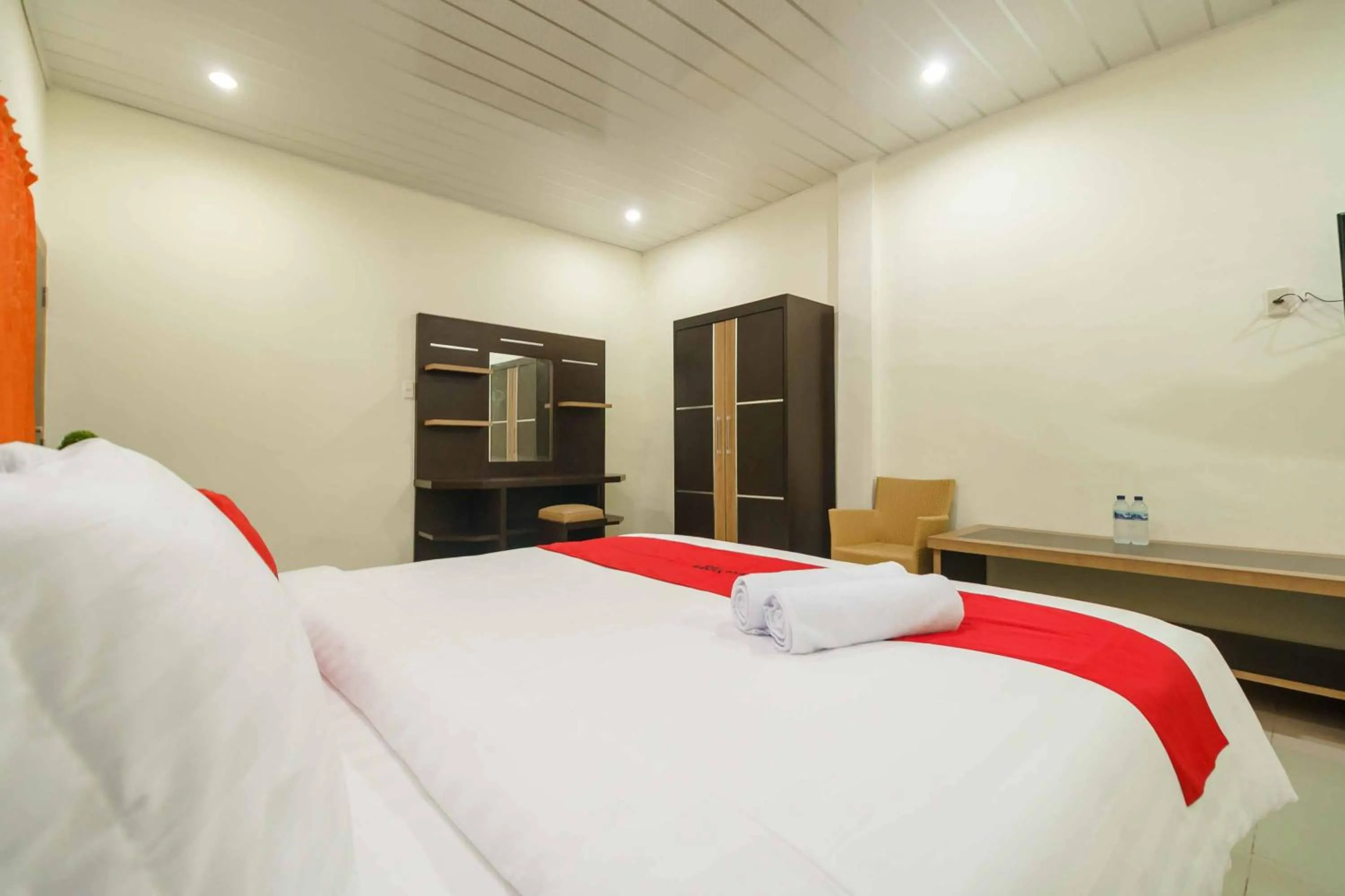 Bed in RedDoorz Plus @ Setiabudi Medan 4