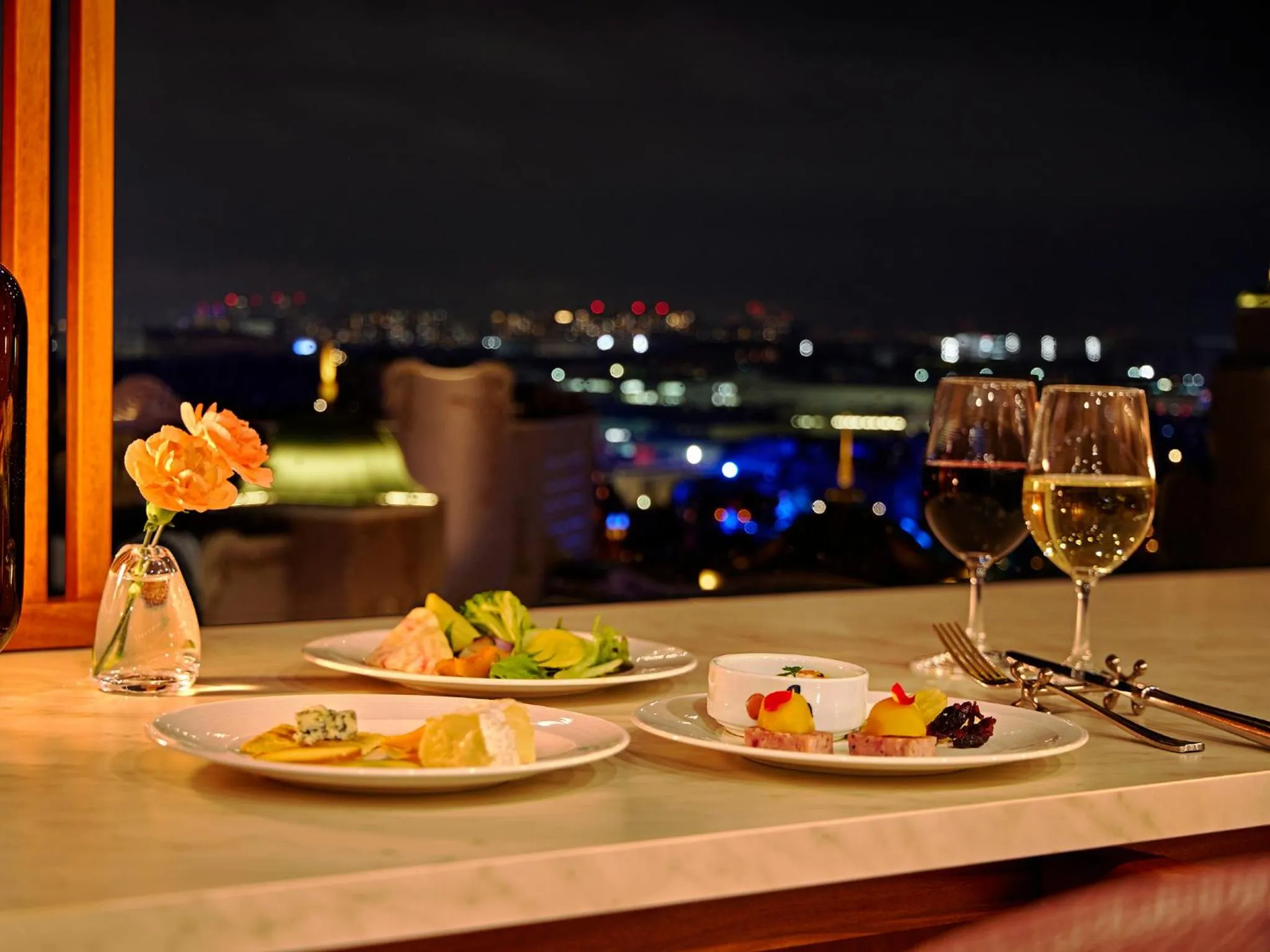 Lounge or bar in Grand Nikko Tokyo Bay Maihama